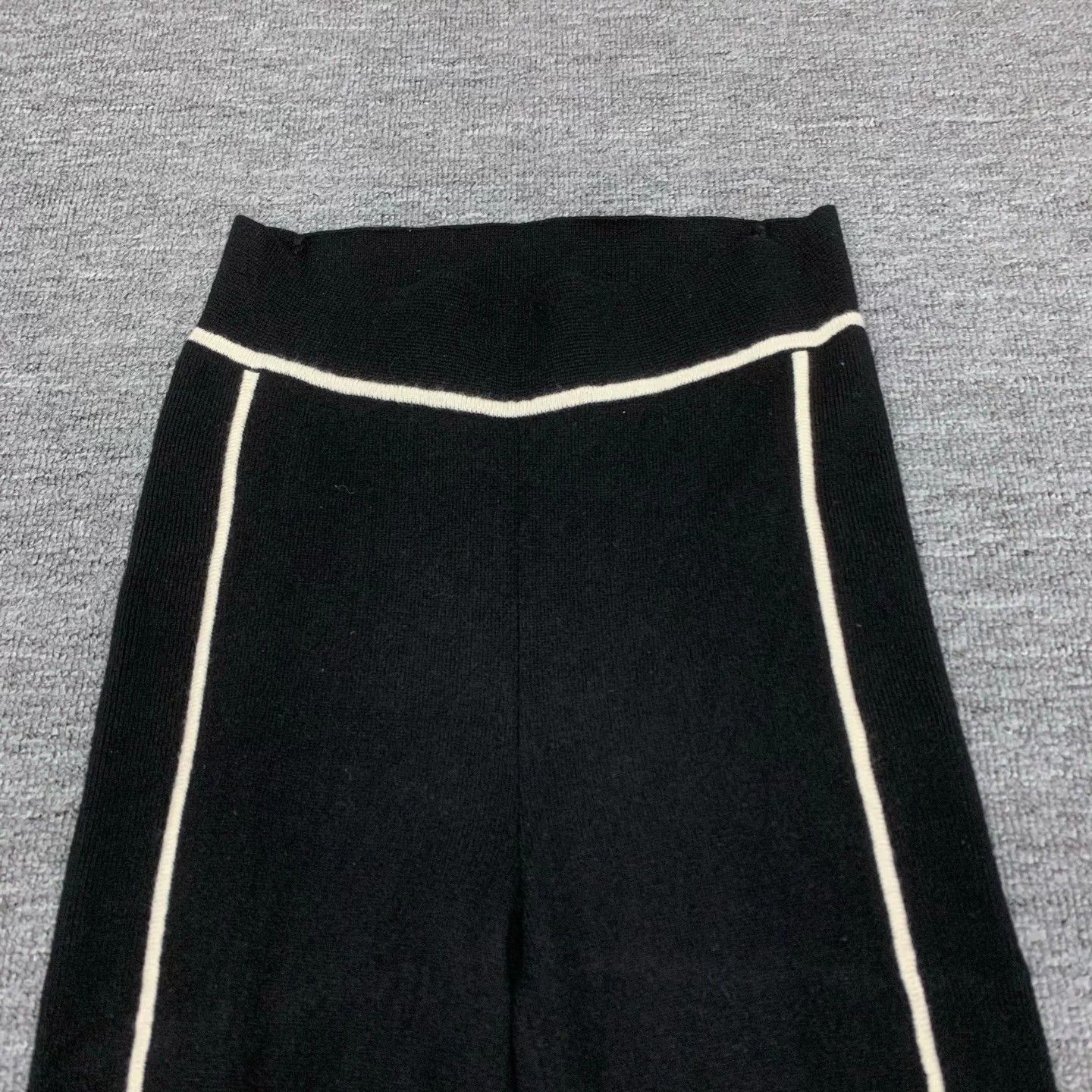 Celine Celine Black Logo Pants S 95 New Size 24" / US 00 / IT 34 - 6 Thumbnail