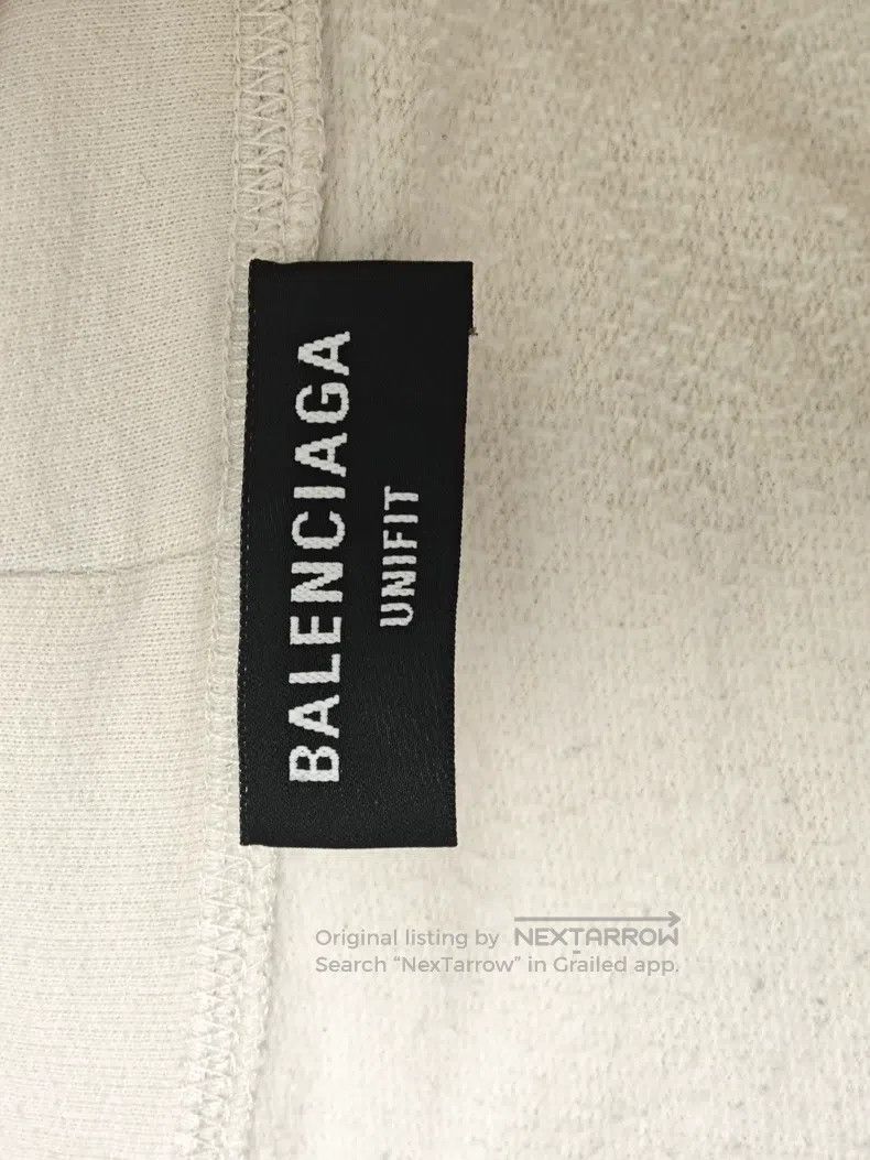Balenciaga Balenciaga Logo Printed Hooded Sweatshirt with Long Sleeve Size US S / EU 44-46 / 1 - 3 Thumbnail