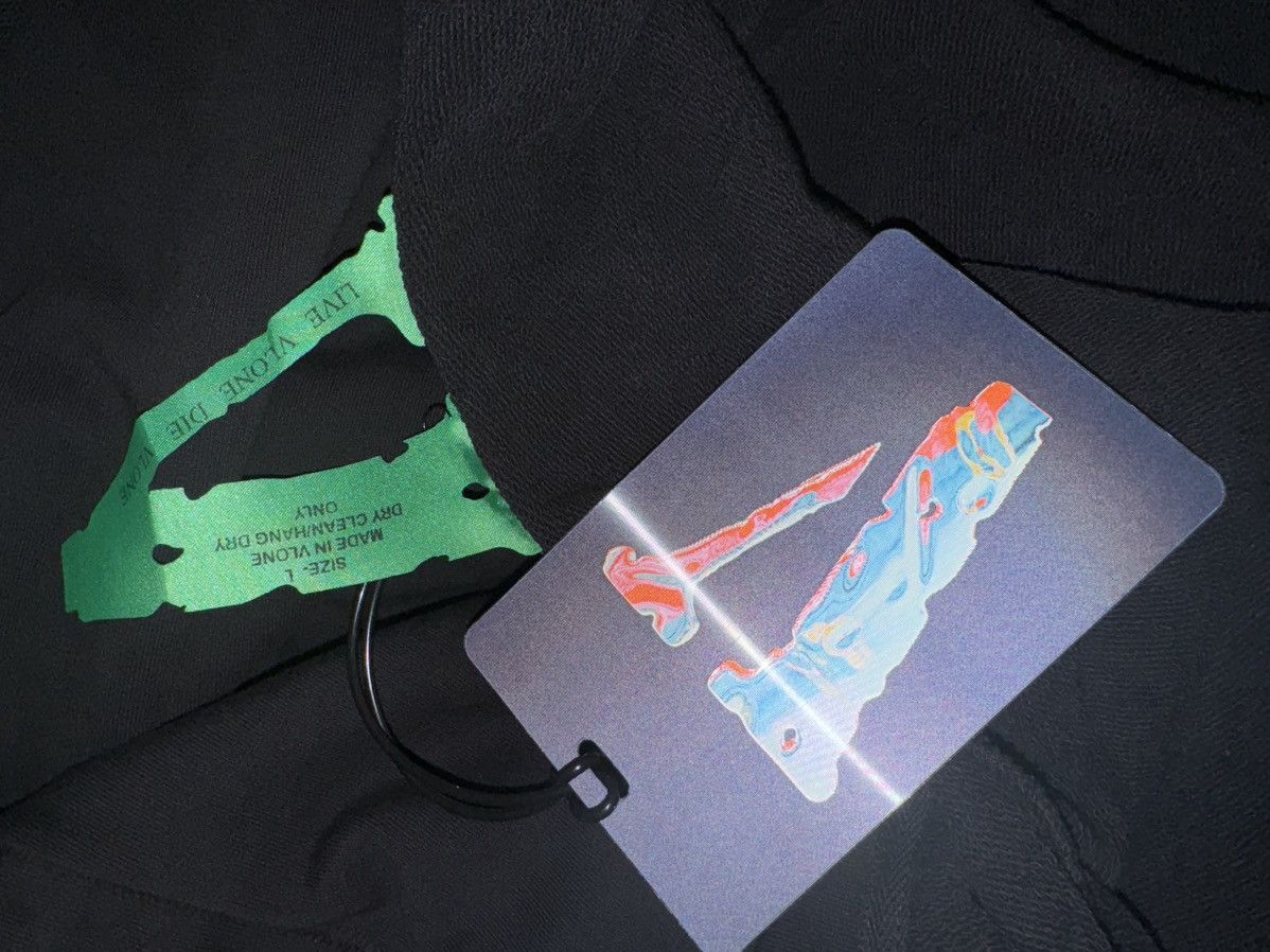 Vlone Vlone Glacier Skull Zip Up Size US L / EU 52-54 / 3 - 8 Thumbnail