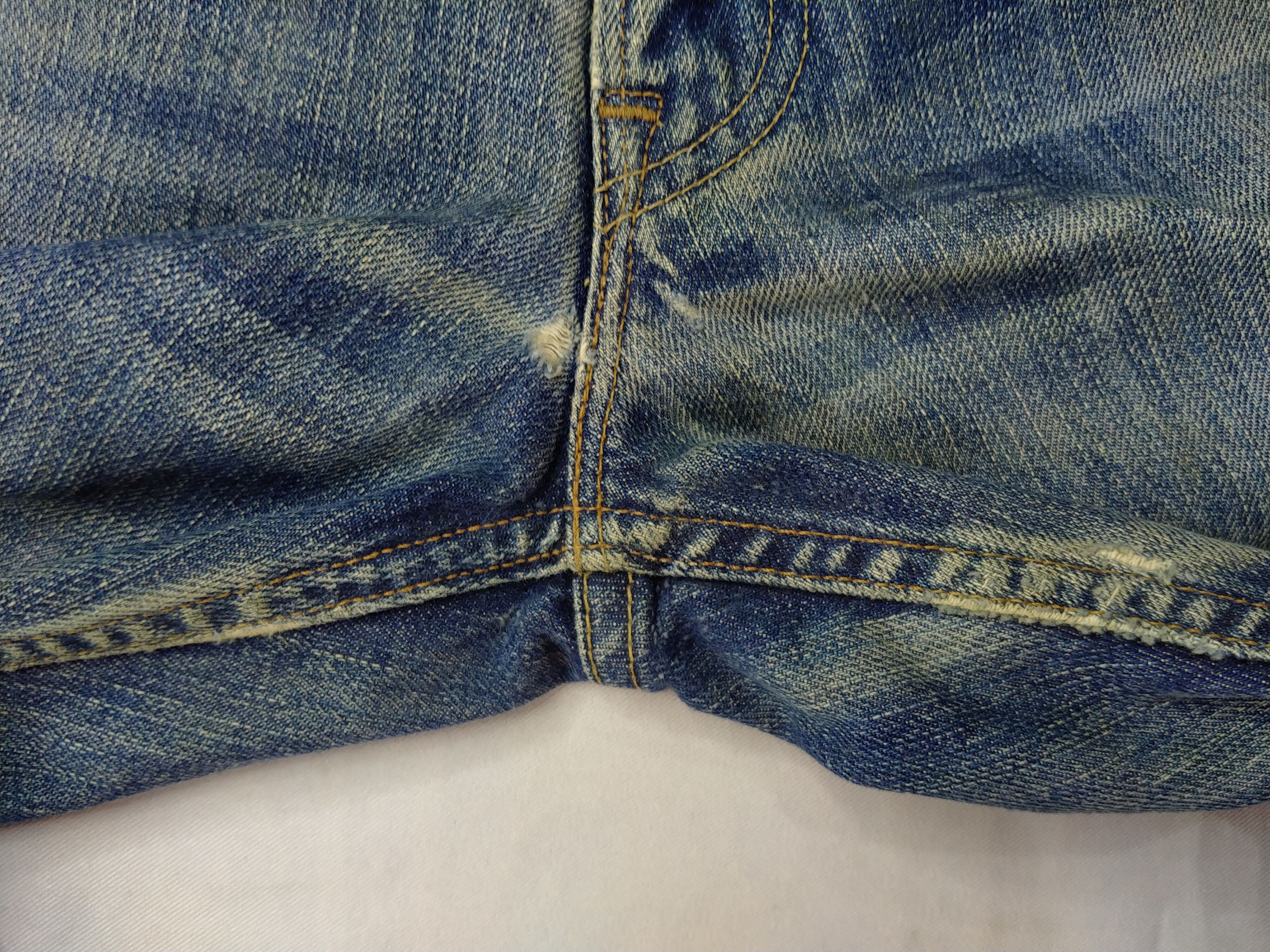 Levi's Vintage Levi's 503 Loose Straight Distressed Denim -JN571 Size US 32 / EU 48 - 12 Thumbnail