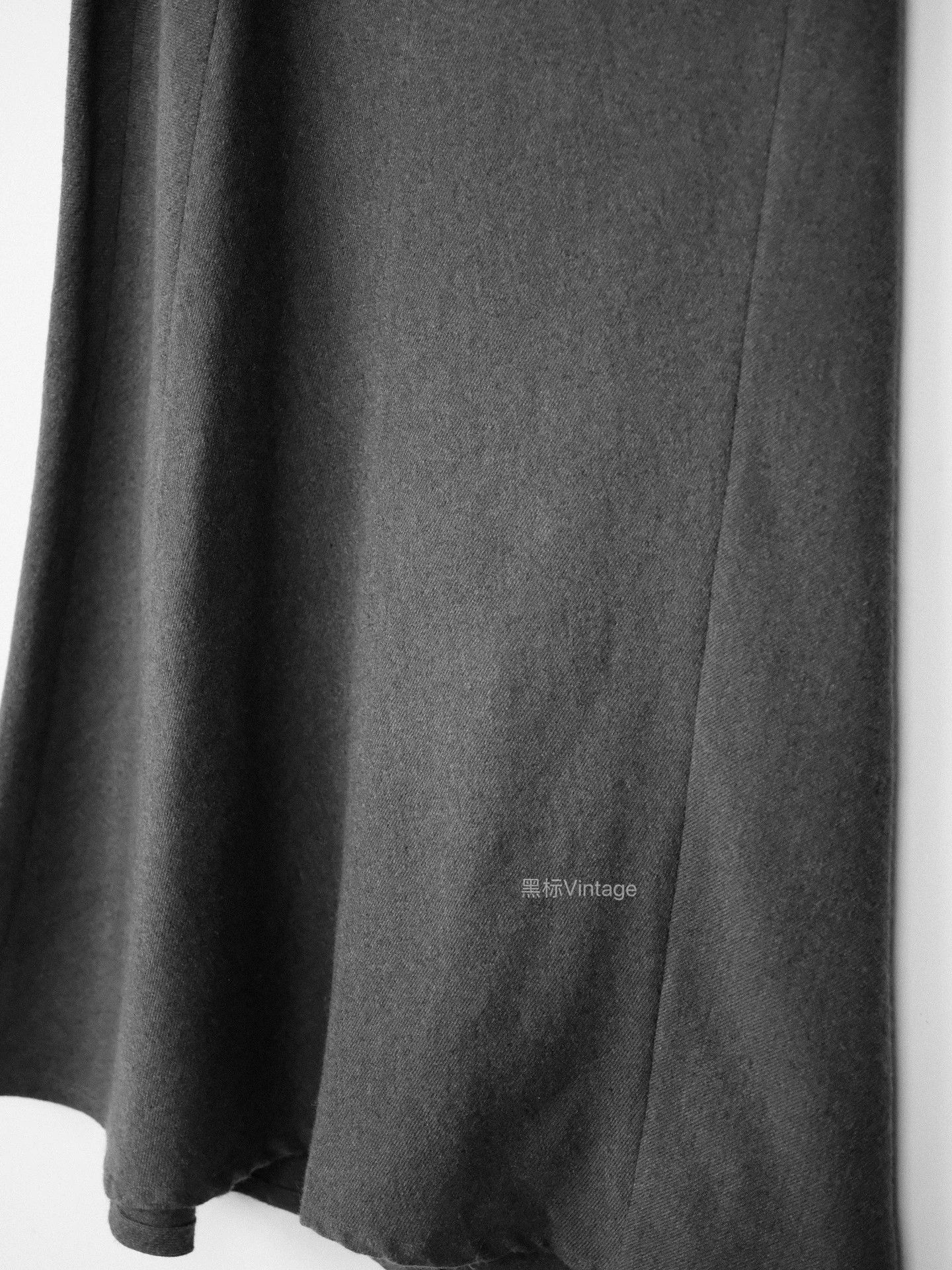 Yohji Yamamoto Yohji Yamamoto 24AW Vintage Charcoal Fishtail Skirt Size 26" / US 2 / IT 38 - 6 Thumbnail