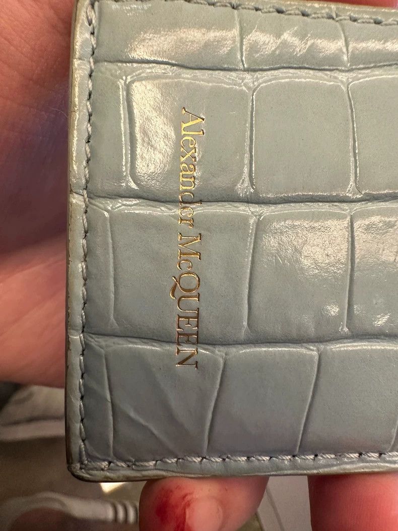 Alexander McQueen Alexander Mcqueen Crocodile Leather Card Bag 2504-Nextarrow Size ONE SIZE - 3 Thumbnail