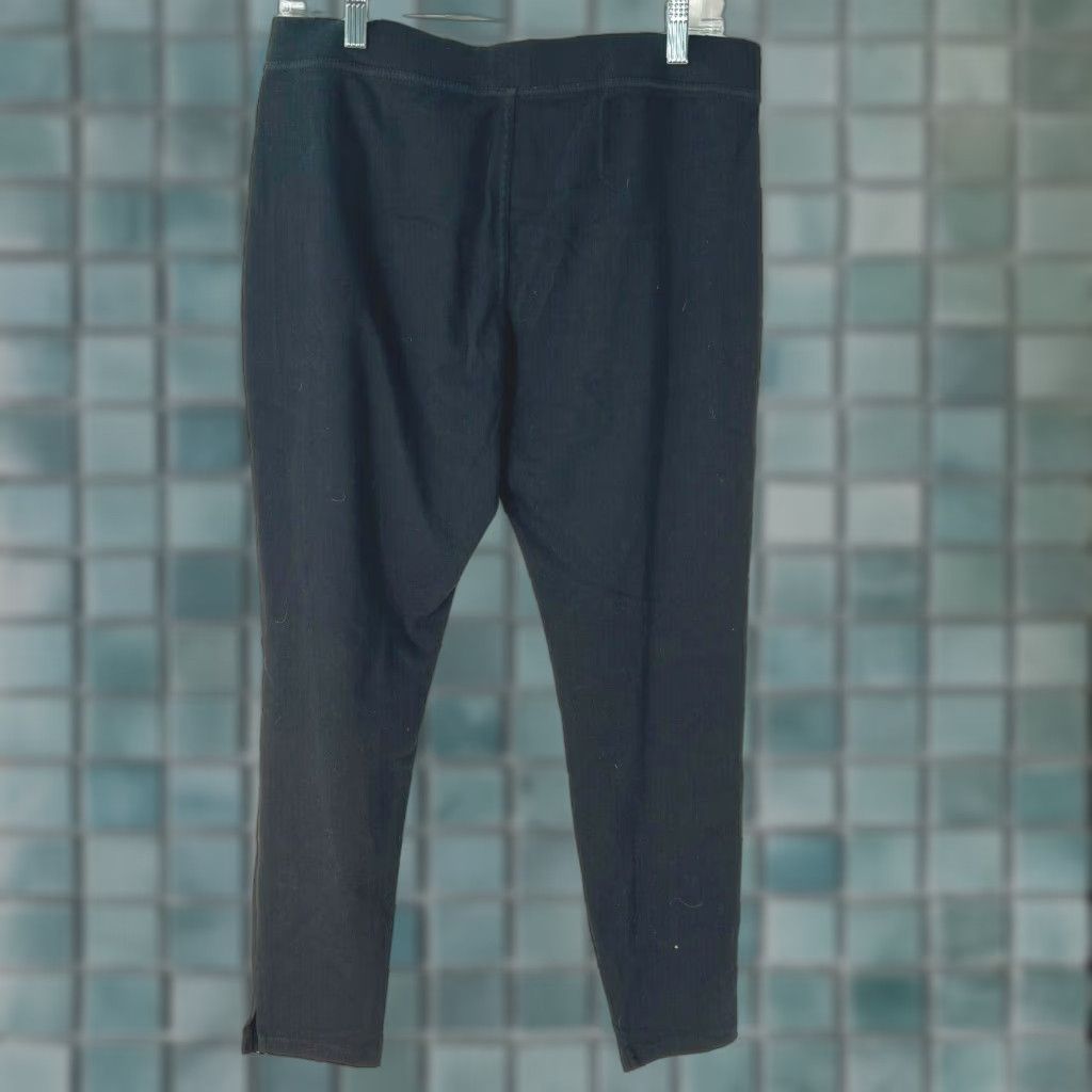 Vintage Womens Black Pants Flat Front Regular Fit Cotton Blend Pull On Size Large Size 36" / US 14 / IT 50 - 1 Thumbnail
