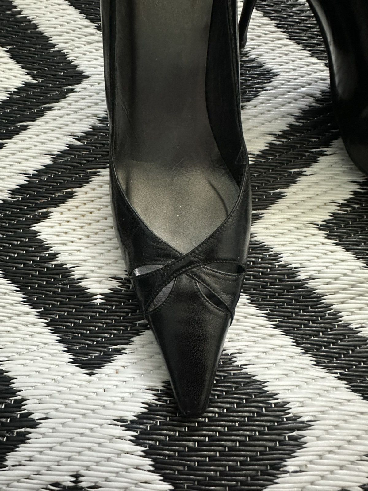 Stuart Weitzman Vintage 1990s Black Stuart Weitzman Leather Heels Size 8.5 Size US 8.5 / IT 38.5 - 2 Thumbnail