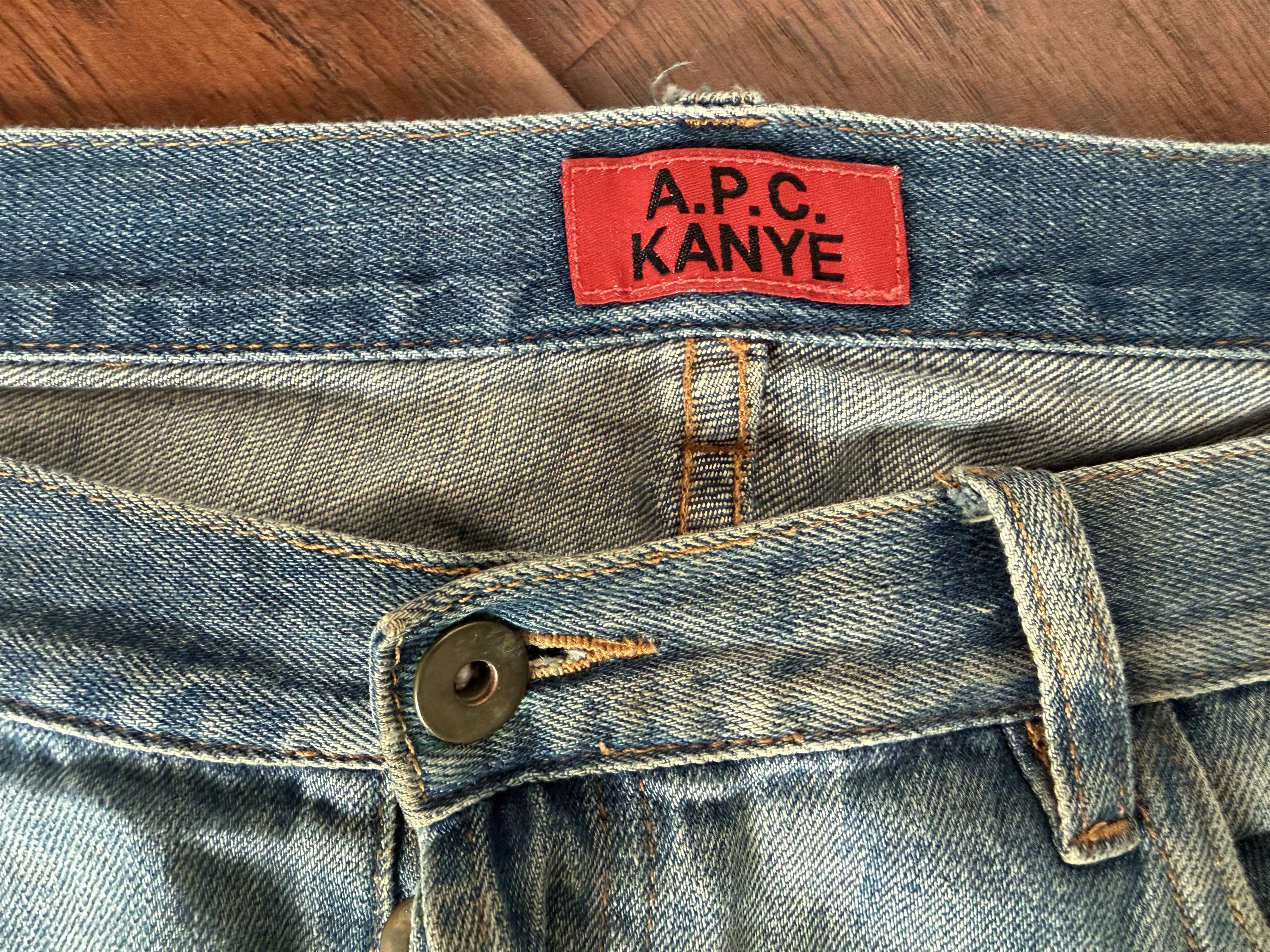 A.P.C. × Kanye West APC x Kanye West 2013 Stonewash Selvedge Denim Jeans Vintage Size US 33 - 3 Thumbnail