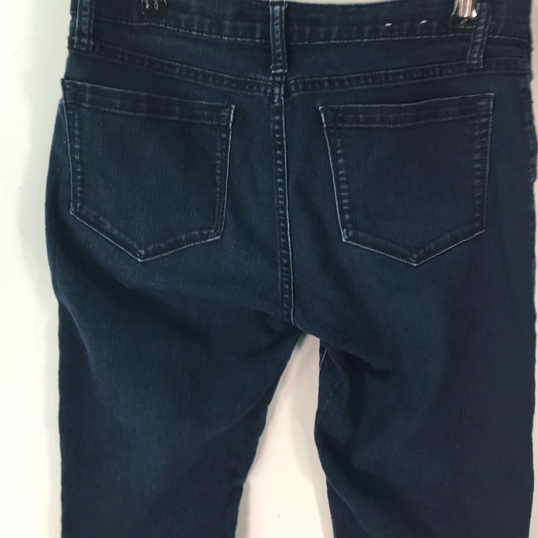 Banana Republic Banana Republic Jeans Womens Skinny Blue Denim 28/6 Regular 34 Inseam 5-Pocket Closure Button Vintage No Size 28" / US 6 / IT 42 - 3 Thumbnail