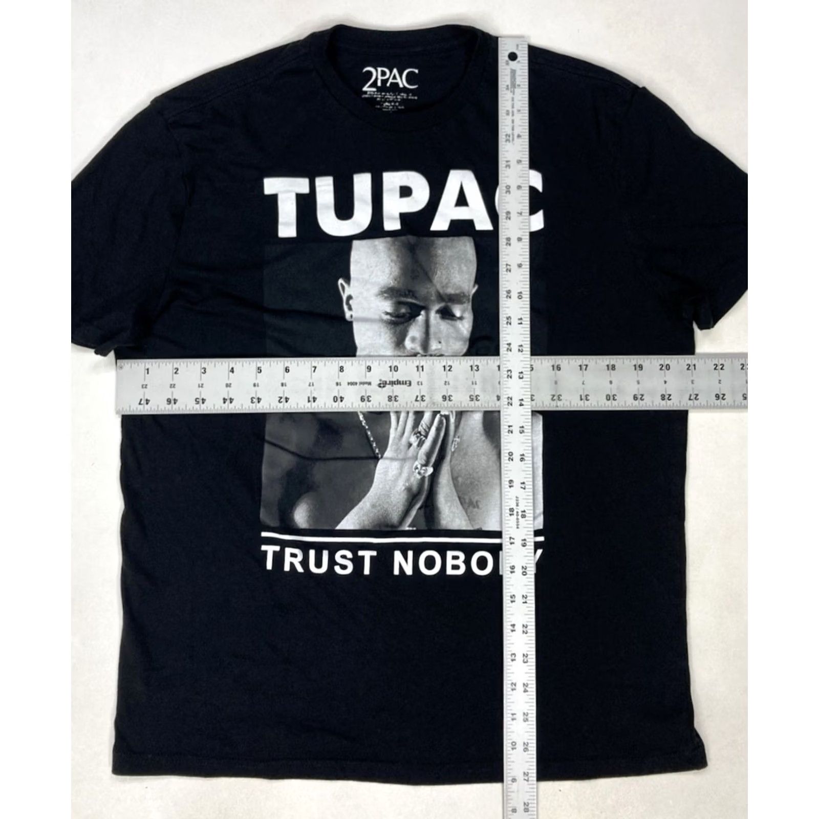 Vintage VINTAGE 2pac Tupac Shakur Trust Nobody Retro Graphic T-shirt Men Large Black Music Shirt Size US M / EU 48-50 / 2 - 5 Thumbnail