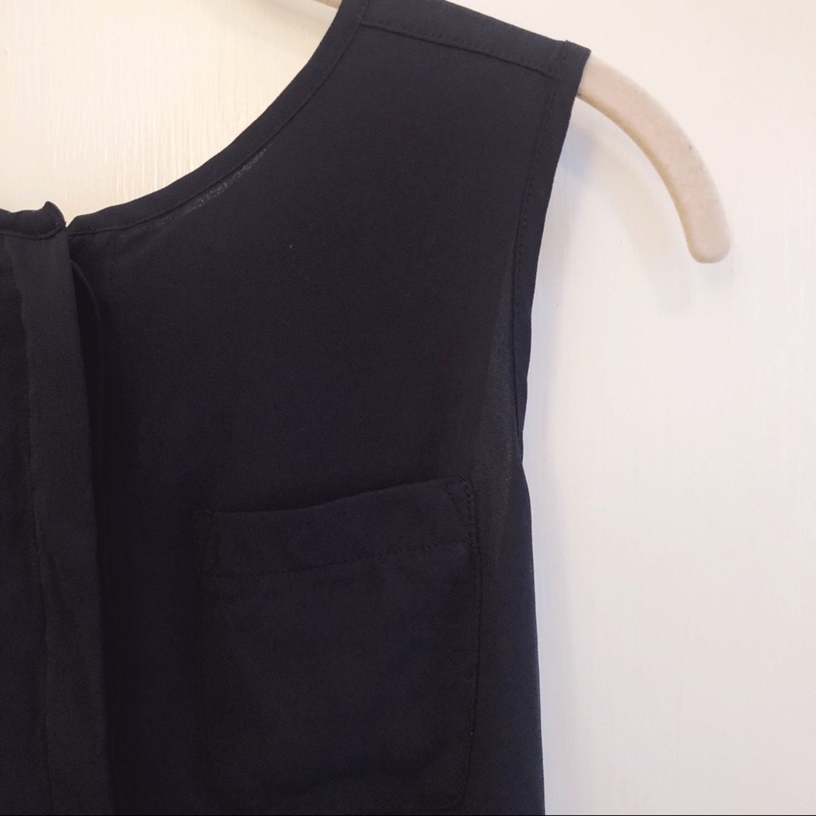 Loft LOFT Navy Mixed Media Sleeveless Top Size S / US 4 / IT 40 - 5 Thumbnail