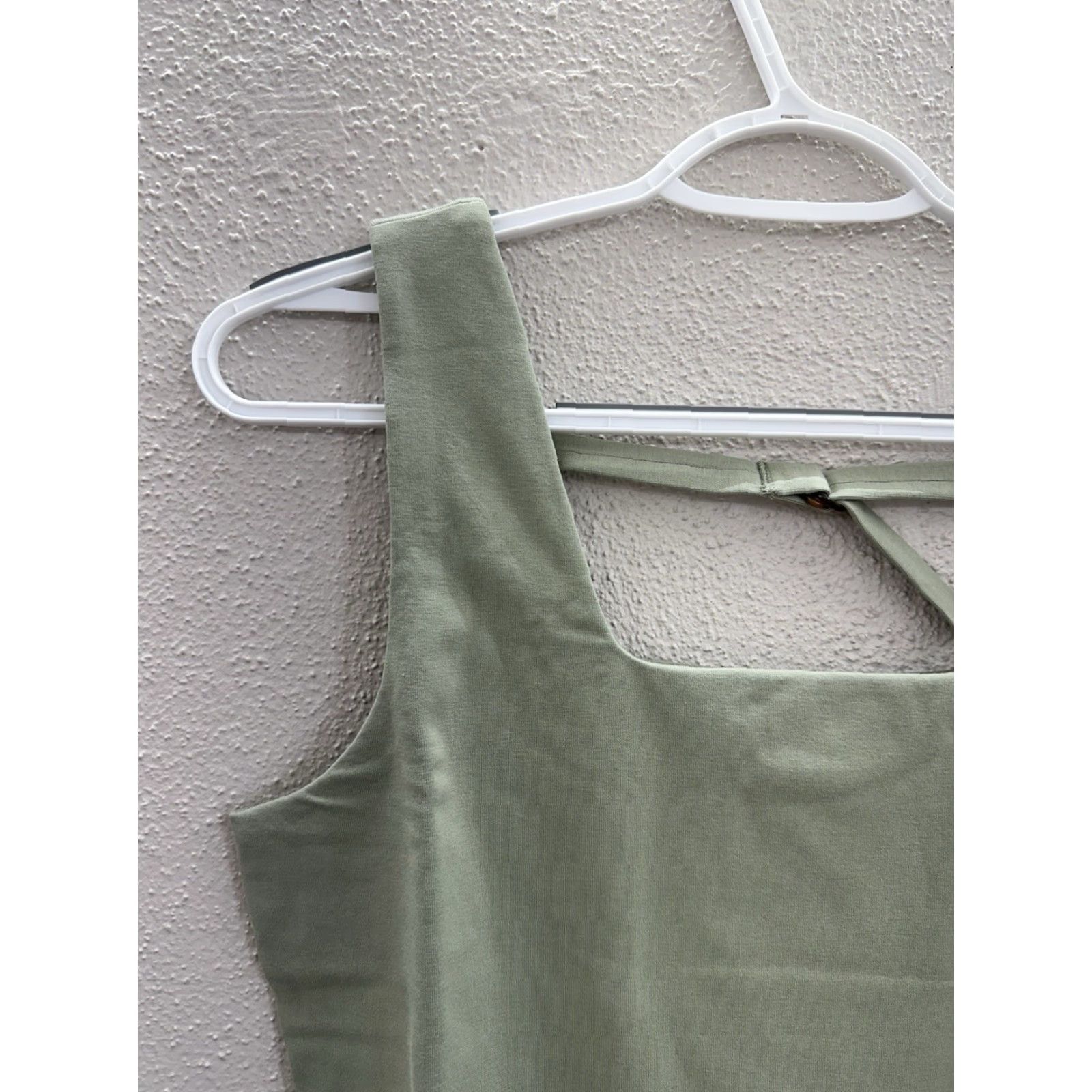 Vintage Isabella Bird Womens Tank Top Green Back Strap Square Neck Size Medium Casual Sleeveless Cotton Spandex Regular Fit Size M / US 6-8 / IT 42-44 - 2 Thumbnail
