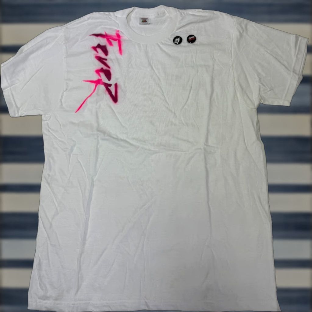 Fruit Of The Loom VINTAGE KEMADO RECORDS FEVER 4EVER RARE PROMOTIONAL T-SHIRT W/PIN Adult Large White Cotton Graphic 90s Music USA Mens Size US L / EU 52-54 / 3 - 1 Thumbnail