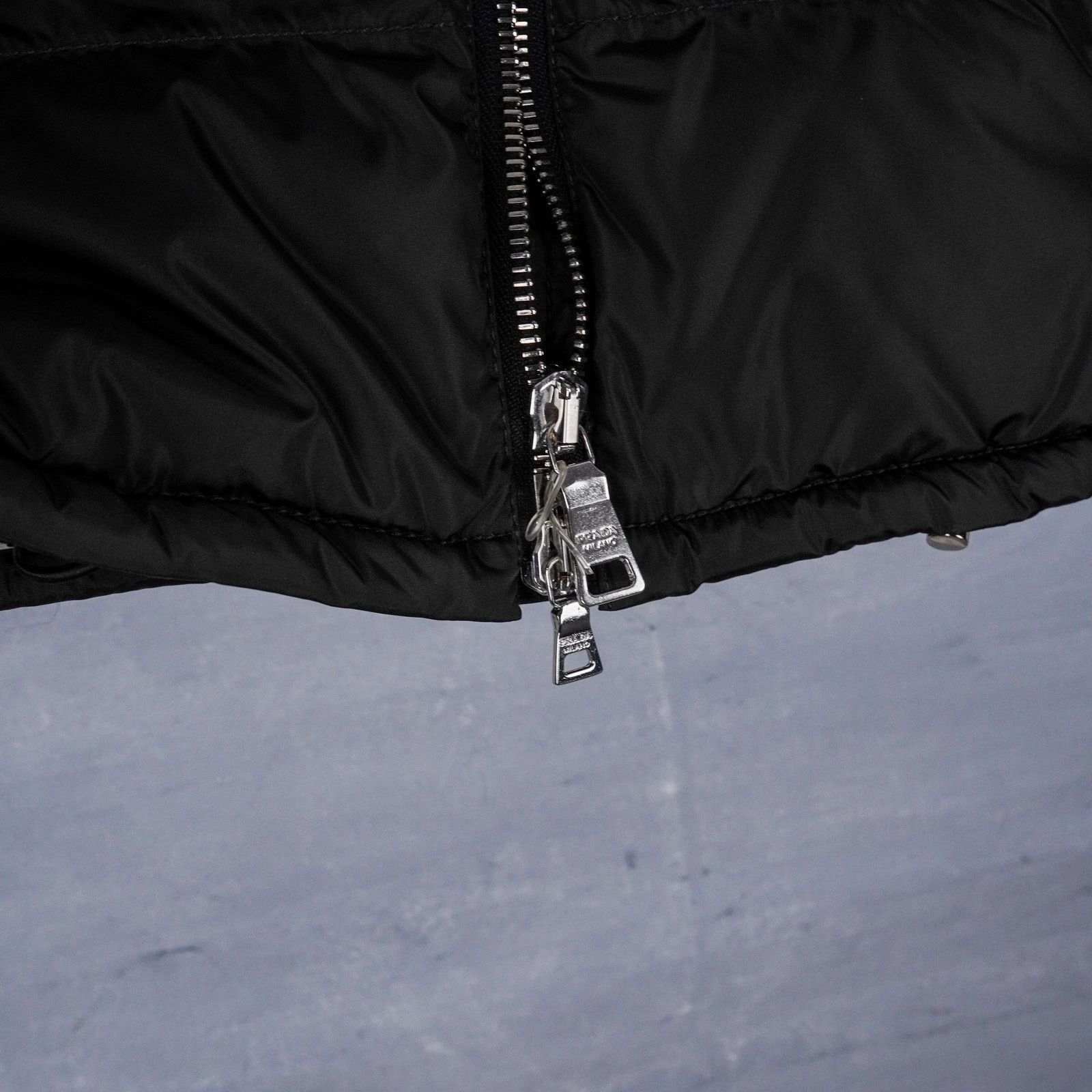 Prada Prada black nylon genuine fox fur hooded womens down jacket Size XS / US 0-2 / IT 36-38 - 9 Thumbnail