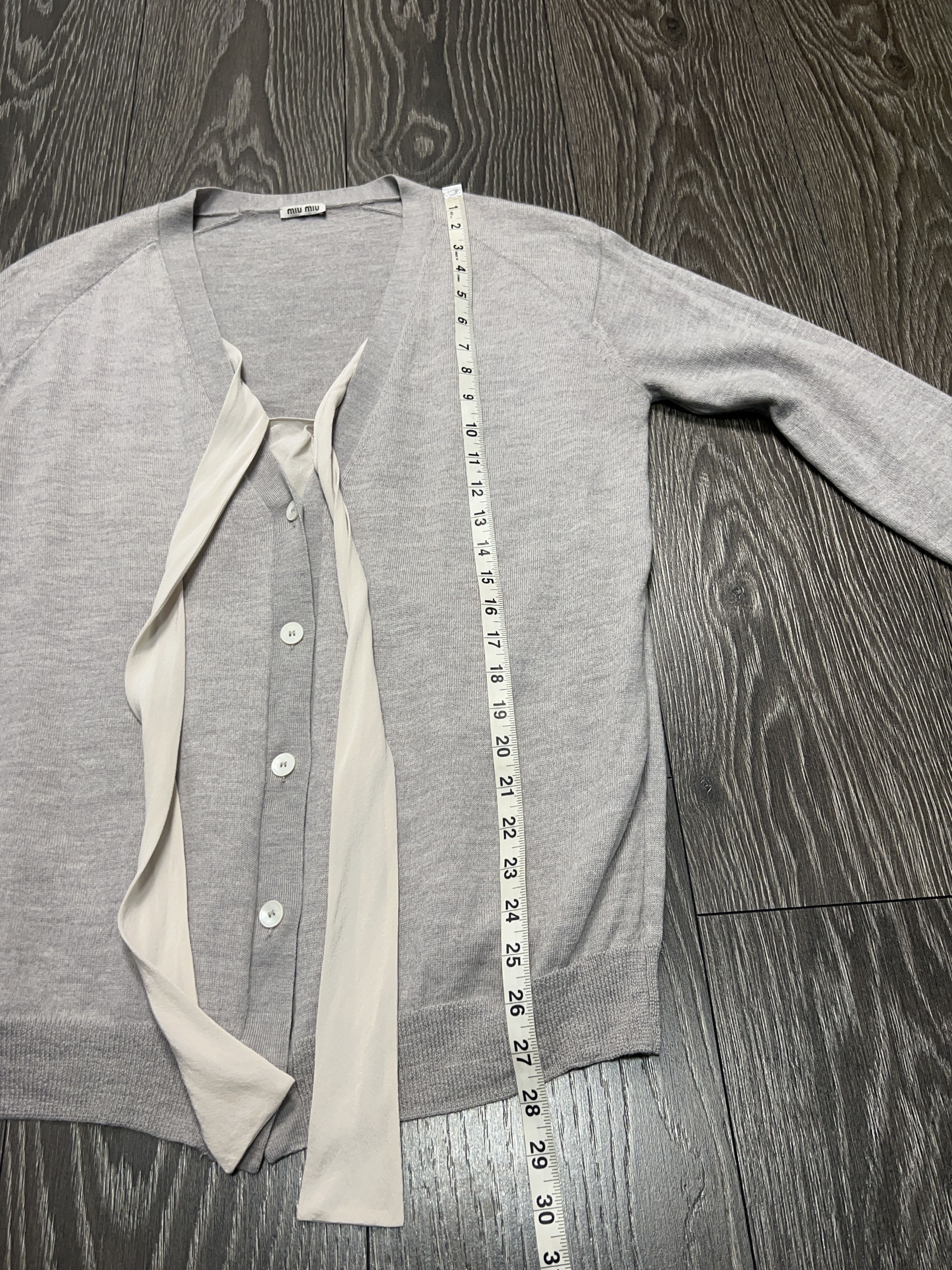 Miu Miu Gray Button Cardigan Bow Style Pullover Sweater Size M/L Size M / US 6-8 / IT 42-44 - 11 Thumbnail