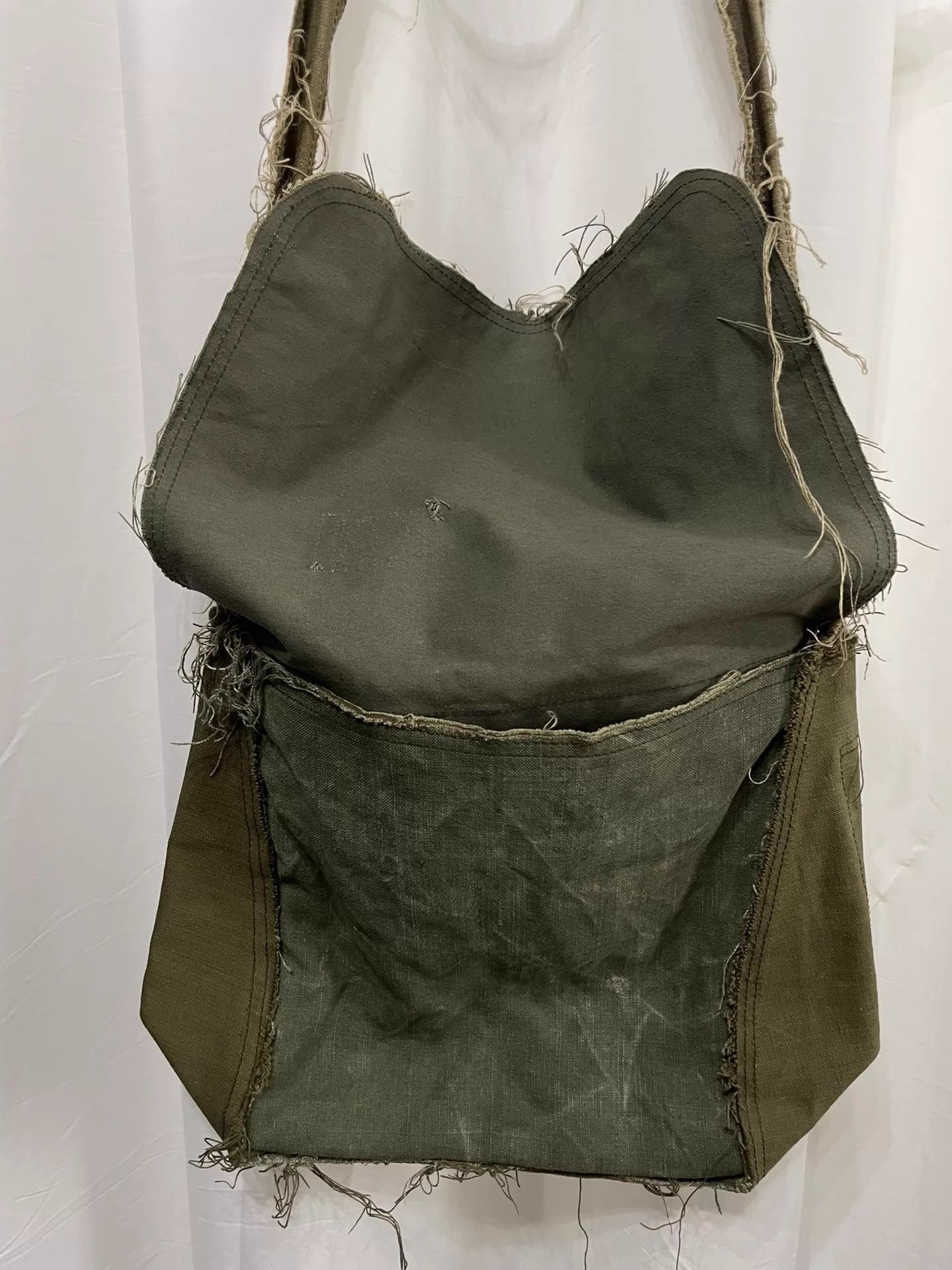 Comme des Garcons Comme des Garçons Vintage Distressed Messenger Bag Size ONE SIZE - 5 Thumbnail