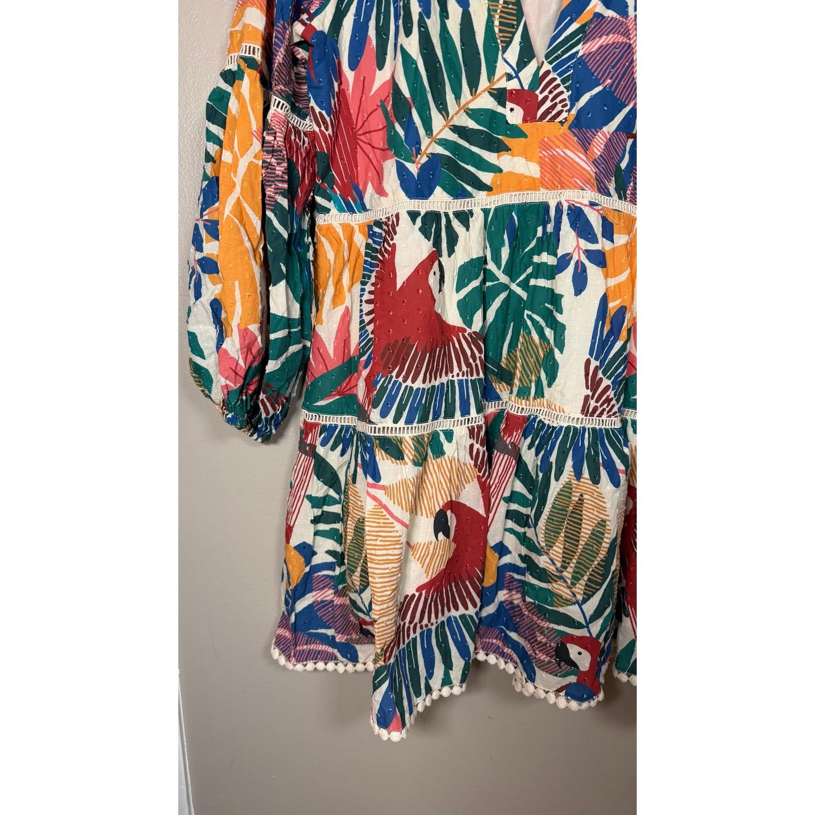 Farm Rio Farm Rio Off White Macaw Mini Dress size M Size M / US 6-8 / IT 42-44 - 5 Thumbnail