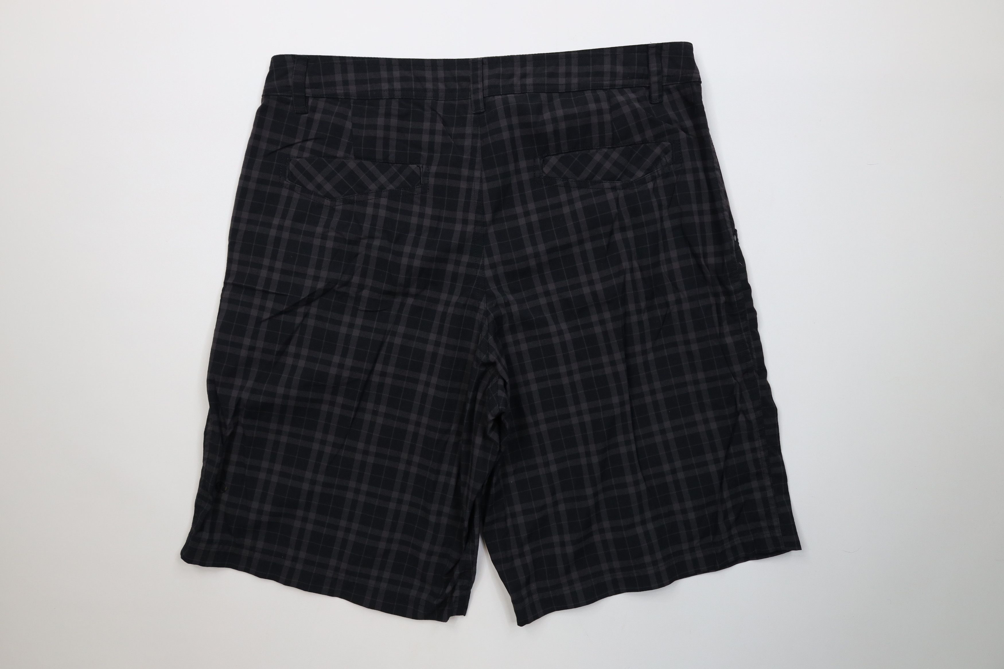 Lululemon Lululemon Kahuna Golfing Golf Chino Shorts Gray Plaid Size US 36 / EU 52 - 9 Thumbnail