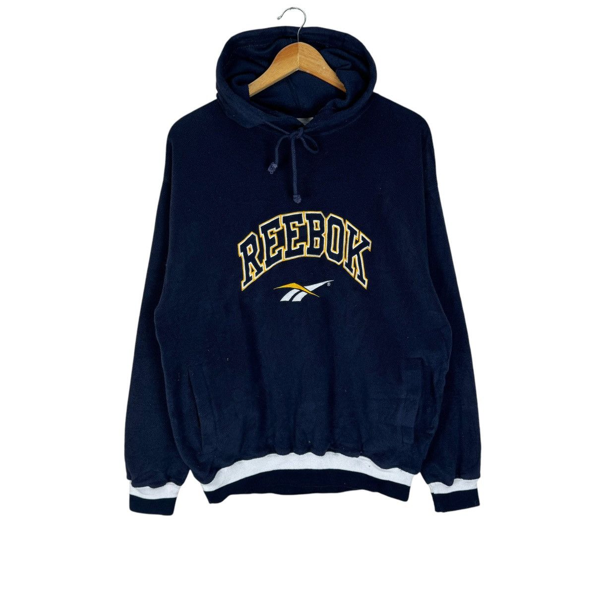 Reebok × Vintage ☀️REEBOK CASUAL HOODIE FLEECE SWEATSHIRT Size US S / EU 44-46 / 1 - 1 Thumbnail