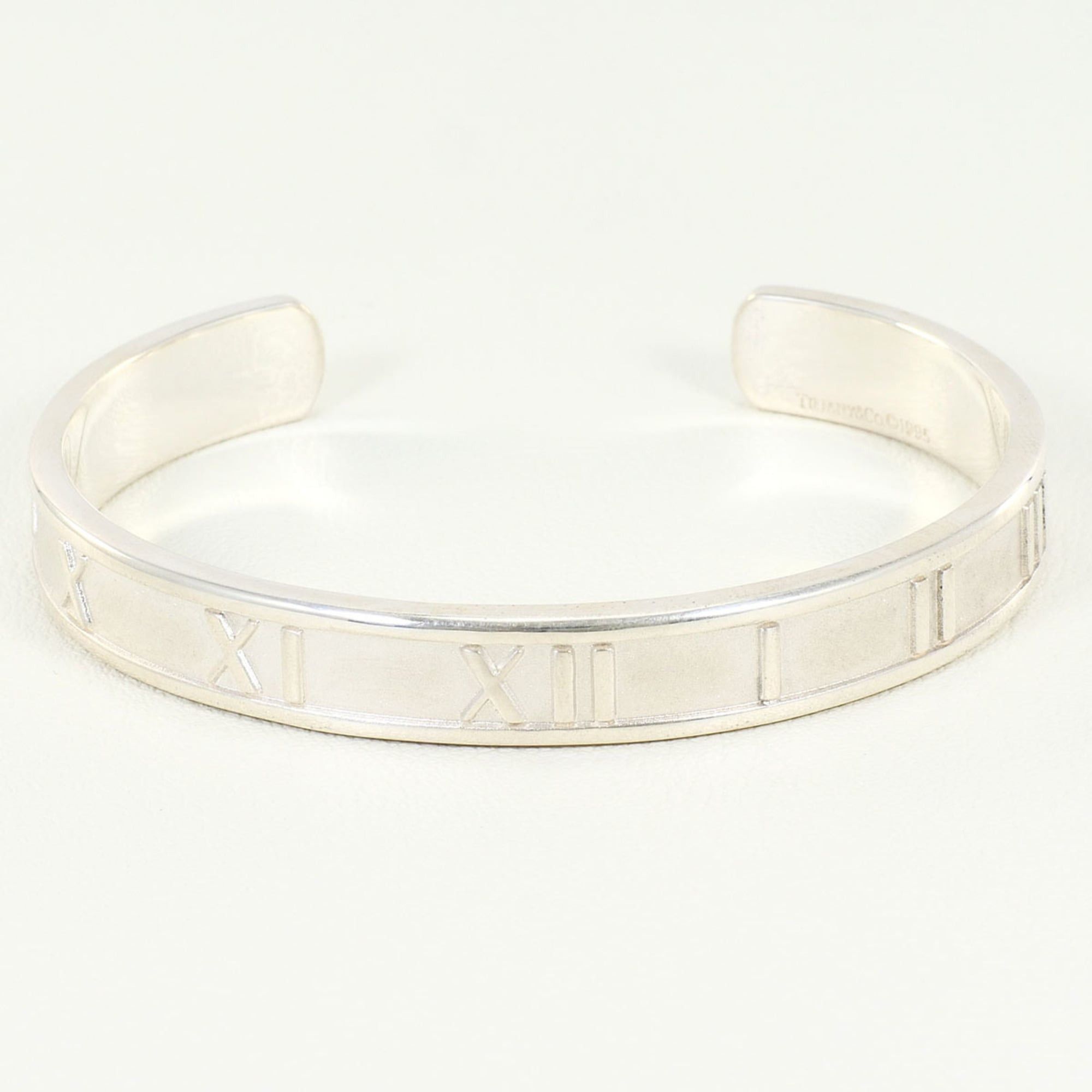 Tiffany & Co. Tiffany & Co. Atlas Silver Bangle, Total Weight 21.9g, Like New Condition. Size ONE SIZE - 1 Thumbnail