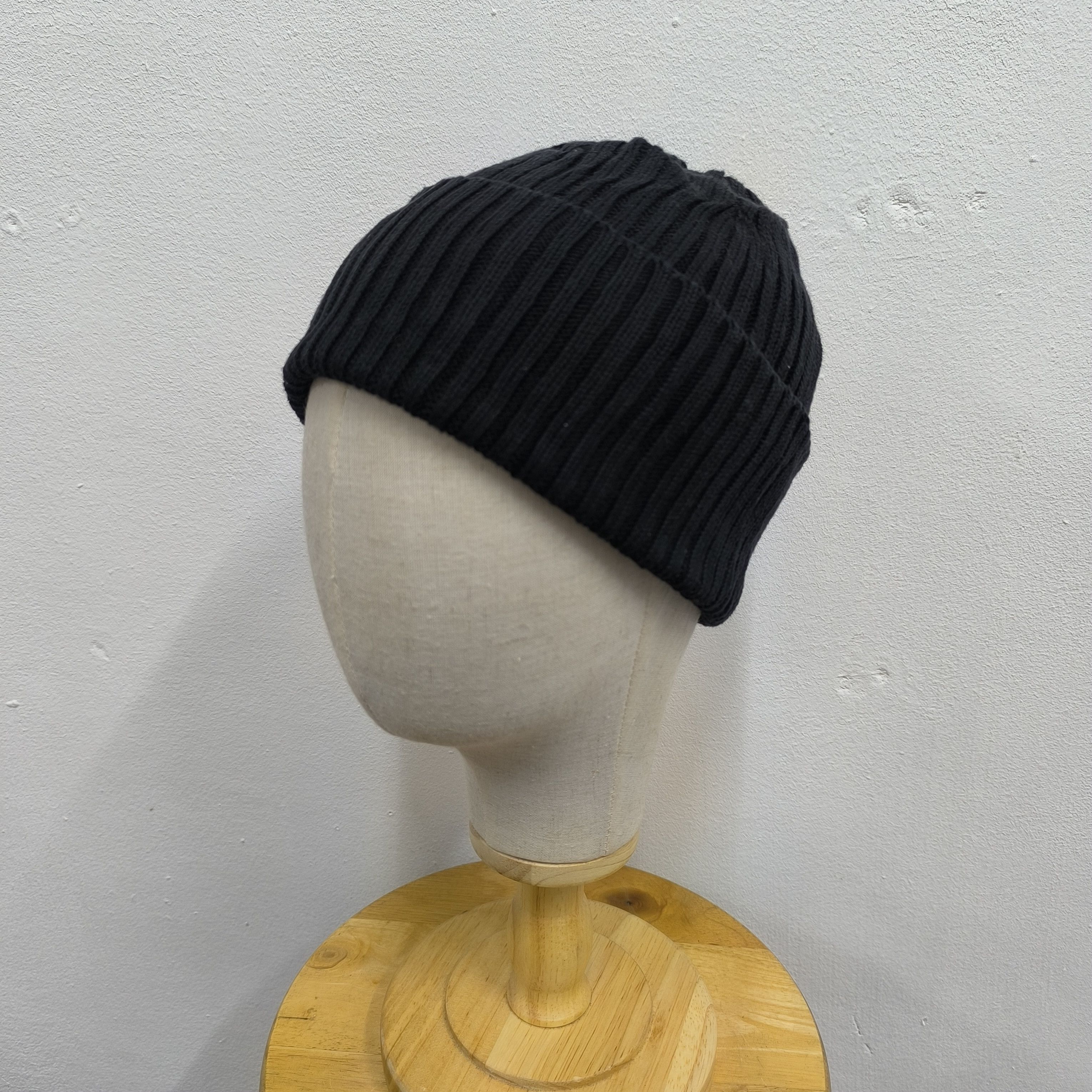 Japanese Brand ✨Japanese brand uniqlo plain beanie hat Size ONE SIZE - 2 Thumbnail