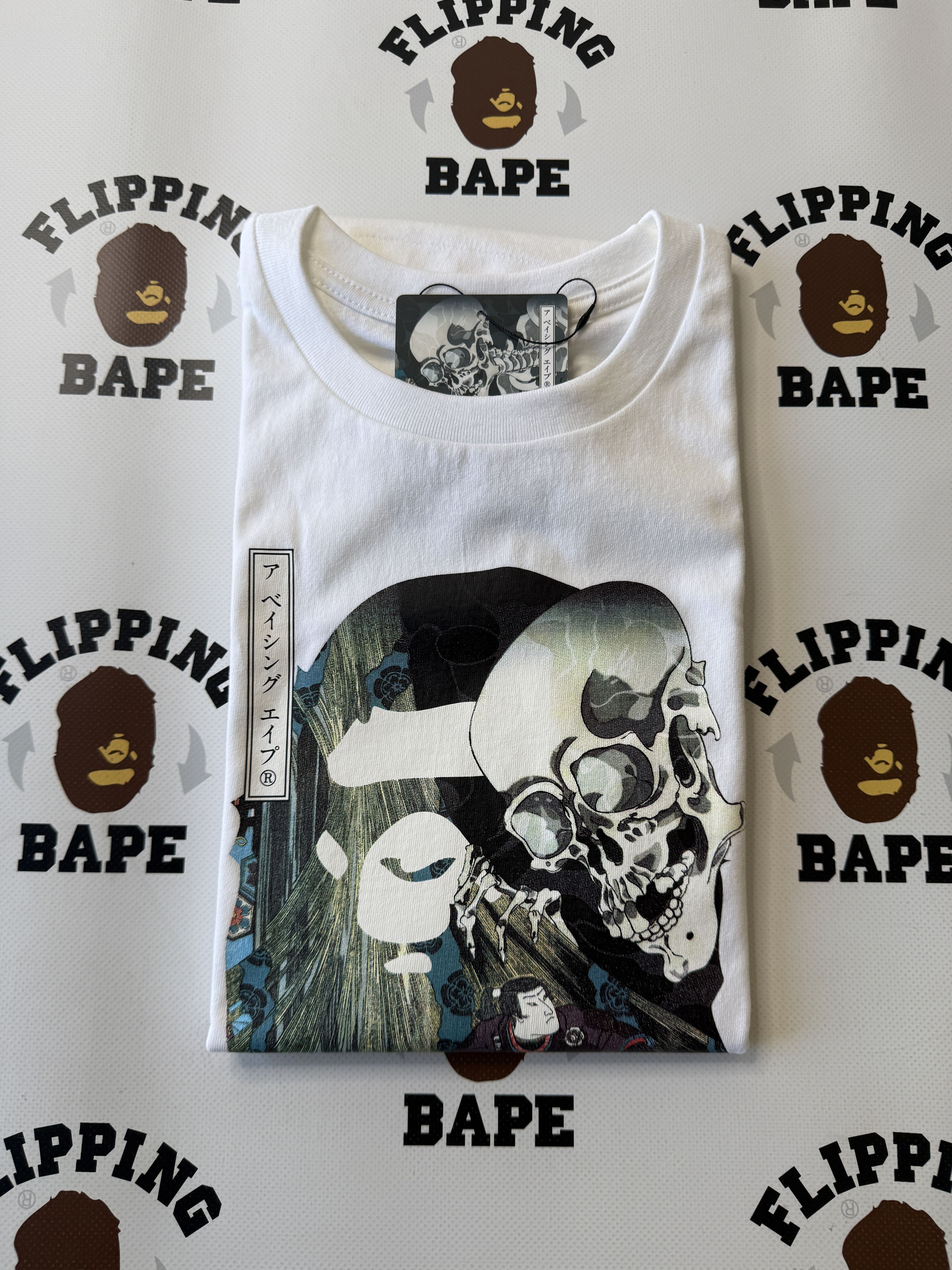 Bape BAPE X UKIYO-E APE HEAD TEE #3 Size US L / EU 52-54 / 3 - 9 Thumbnail