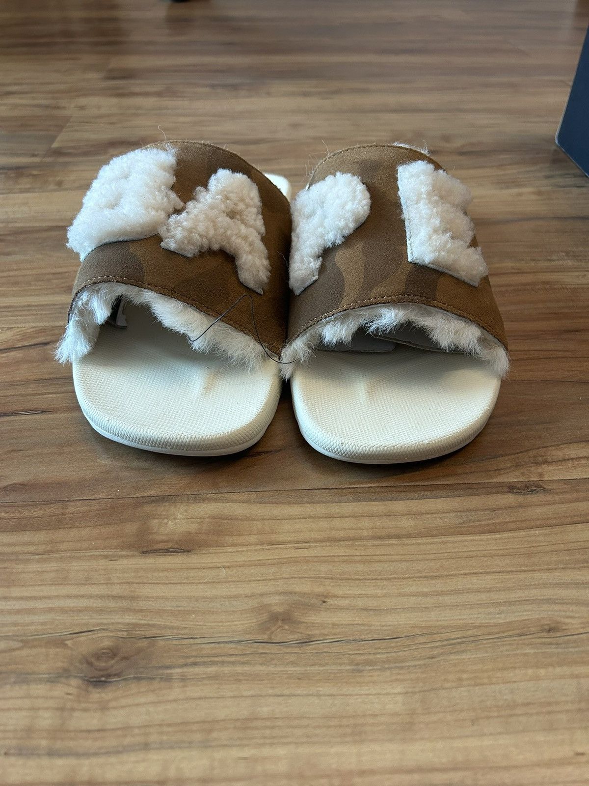 Bape × Ugg NEW RARE Bape x Uggs Fur Slides Size US 11 / EU 44 - 8 Thumbnail