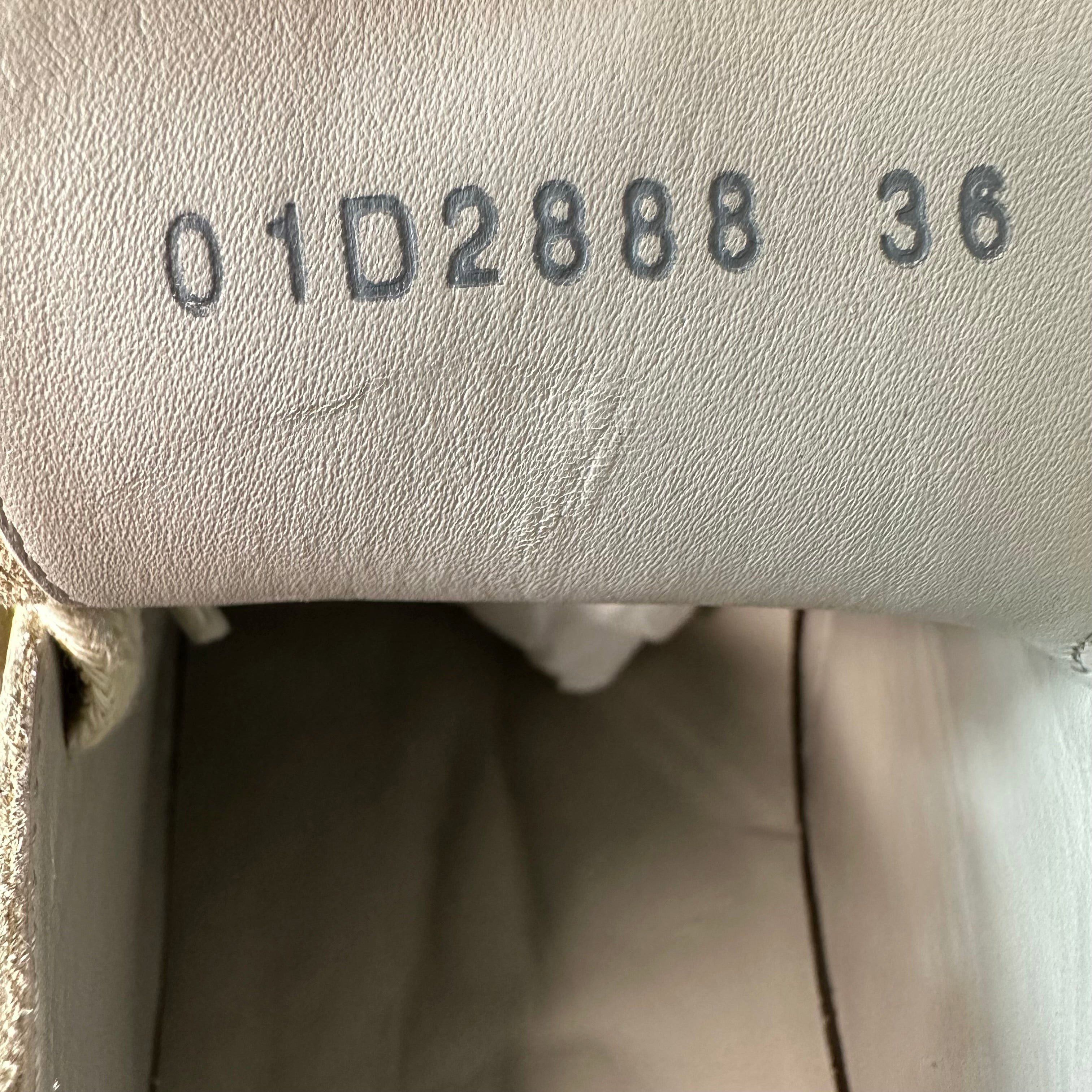 Rick Owens Rick Owens Vintage Pearl Milk Sneaker Sz 4.5 (36) Size US 5 / EU 37 - 6 Thumbnail