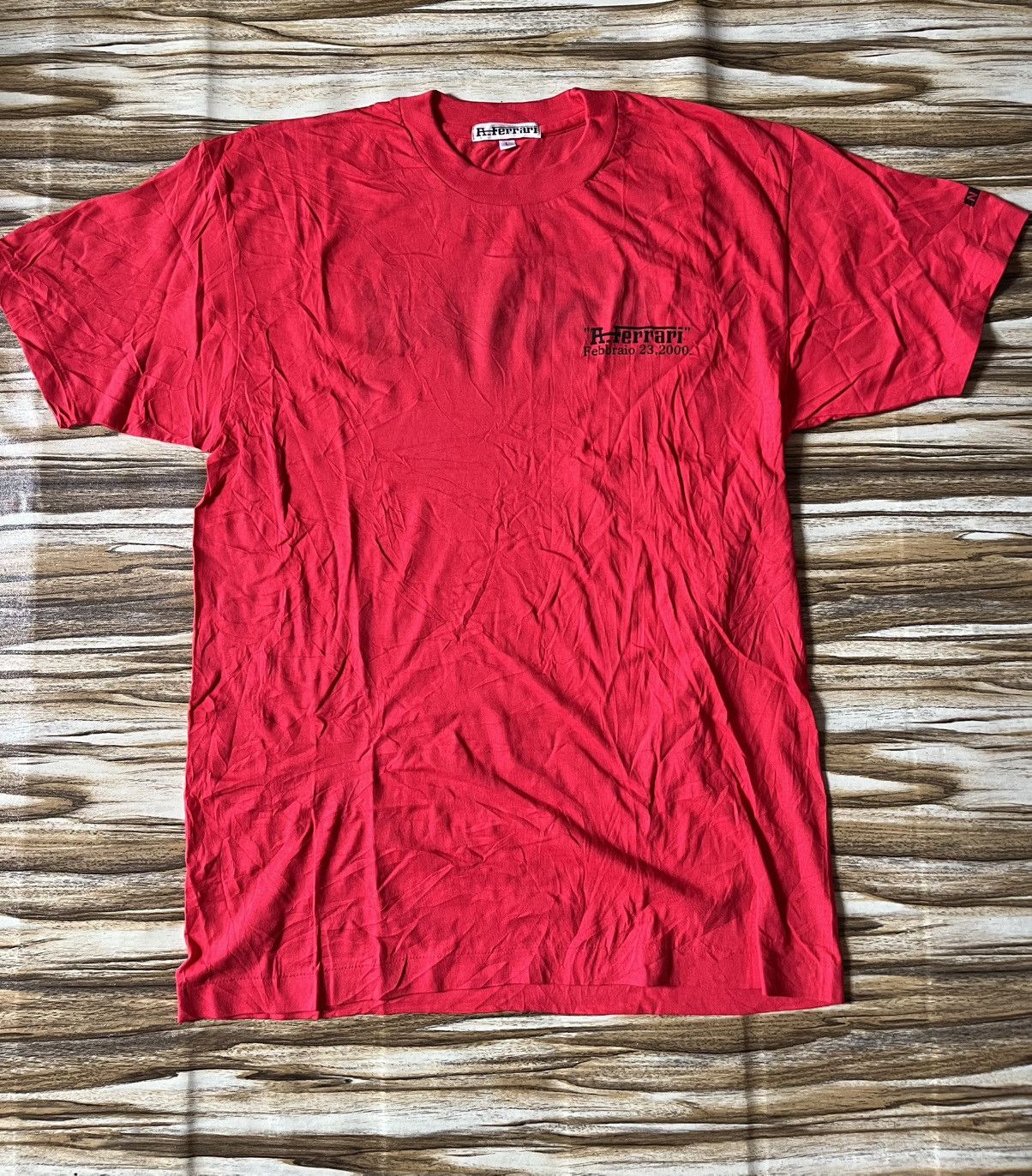 Vintage Vintage 90/00s Red Ferrari tee yellow and black logo graphic Size US M / EU 48-50 / 2 - 2 Thumbnail