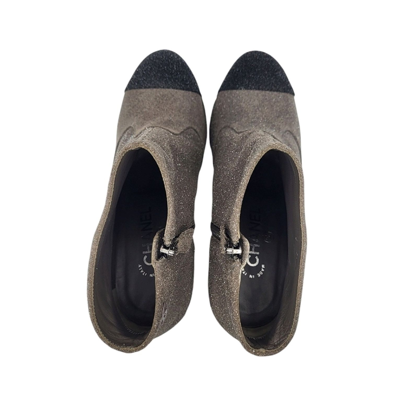 Chanel CHANEL CC Logo Cap Toe Glitter Suede Platform Ankle Boots 40 Size US 10 / IT 40 - 9 Thumbnail