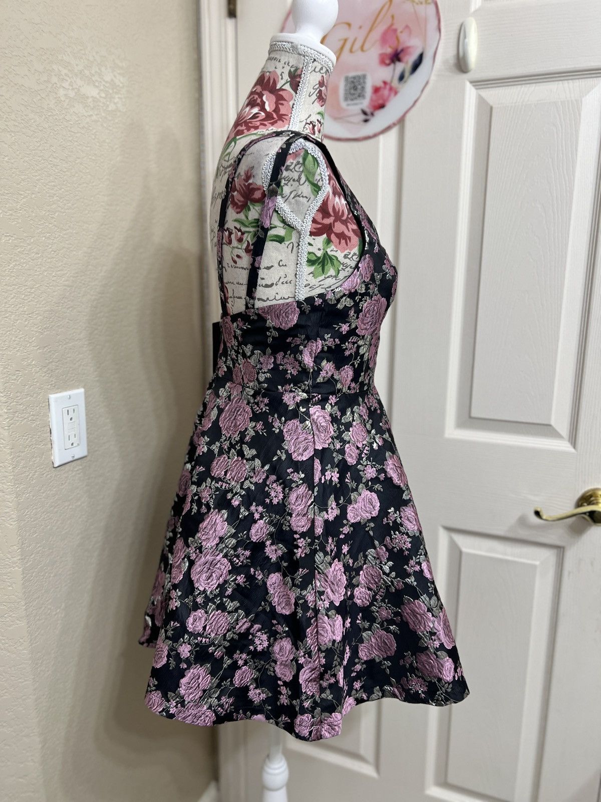 Lulus Lulus Beauty of Botany Black Floral Jacquard Skater Dress Size M / US 6-8 / IT 42-44 - 3 Thumbnail