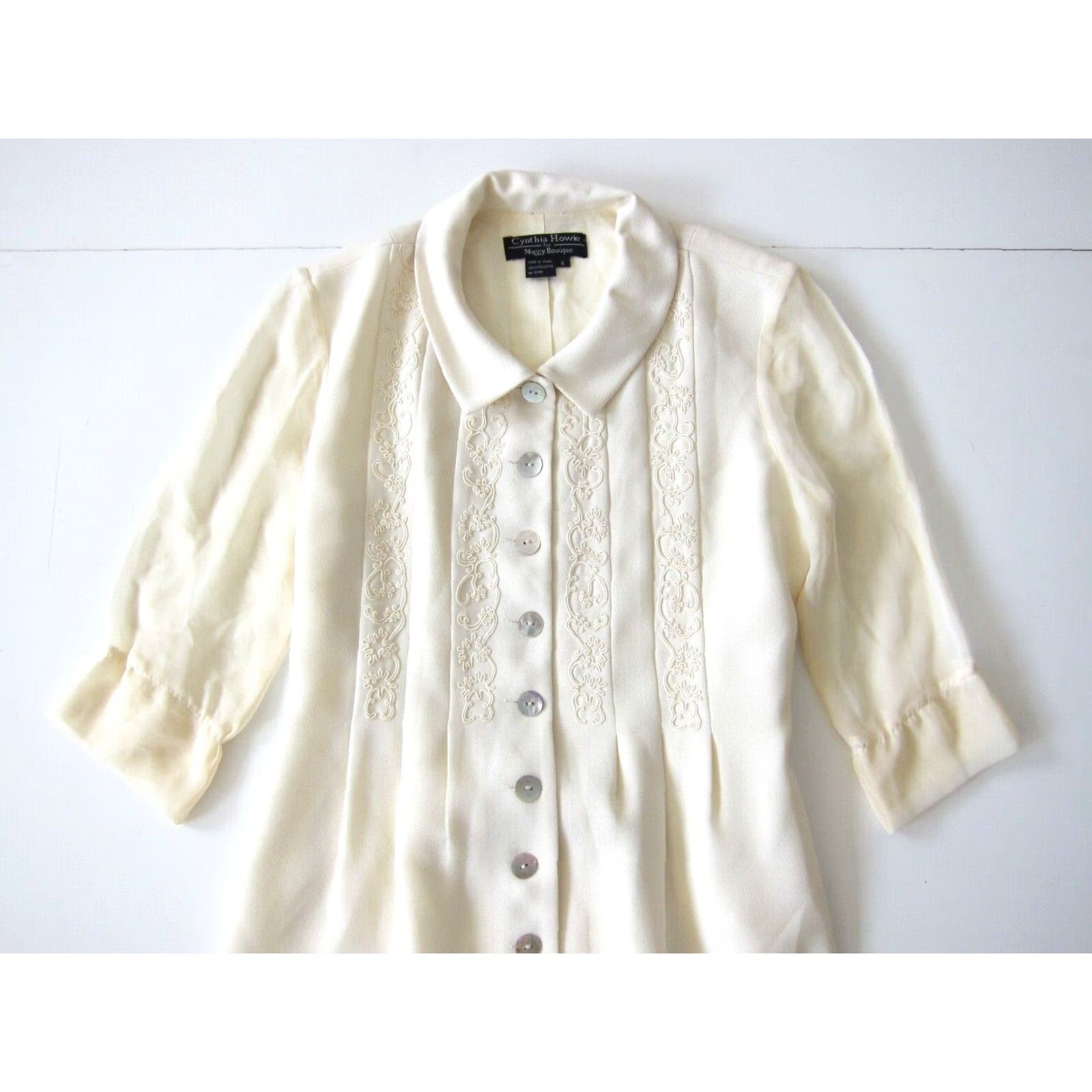 Vintage VINTAGE Cynthia Howie Maggy Boutique Shirt Dress 4/S Ivory Lace Embroidered Button Down Midi Shirt Dress Womens Size S / US 4 / IT 40 - 3 Thumbnail