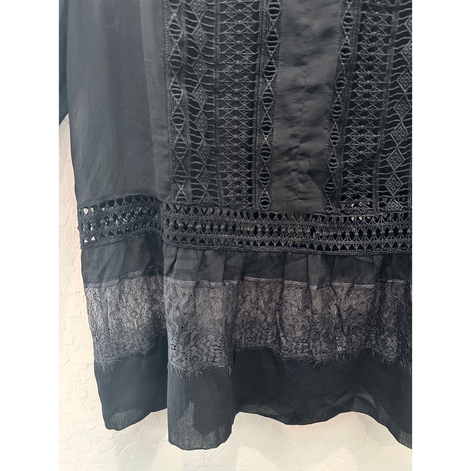 Chicos CHICOS Black Sheer Eyelet Lace Witch Long Sleeve Peasant Top Size L / US 10 / IT 46 - 5 Thumbnail