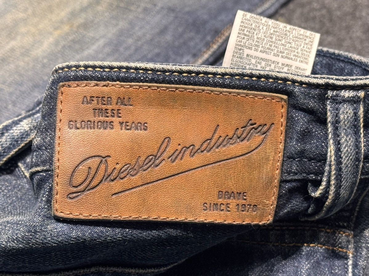 Diesel Title: Vintage Diesel Industry Denim Jeans - Distressed Wash Size US 32 / EU 48 - 9 Thumbnail