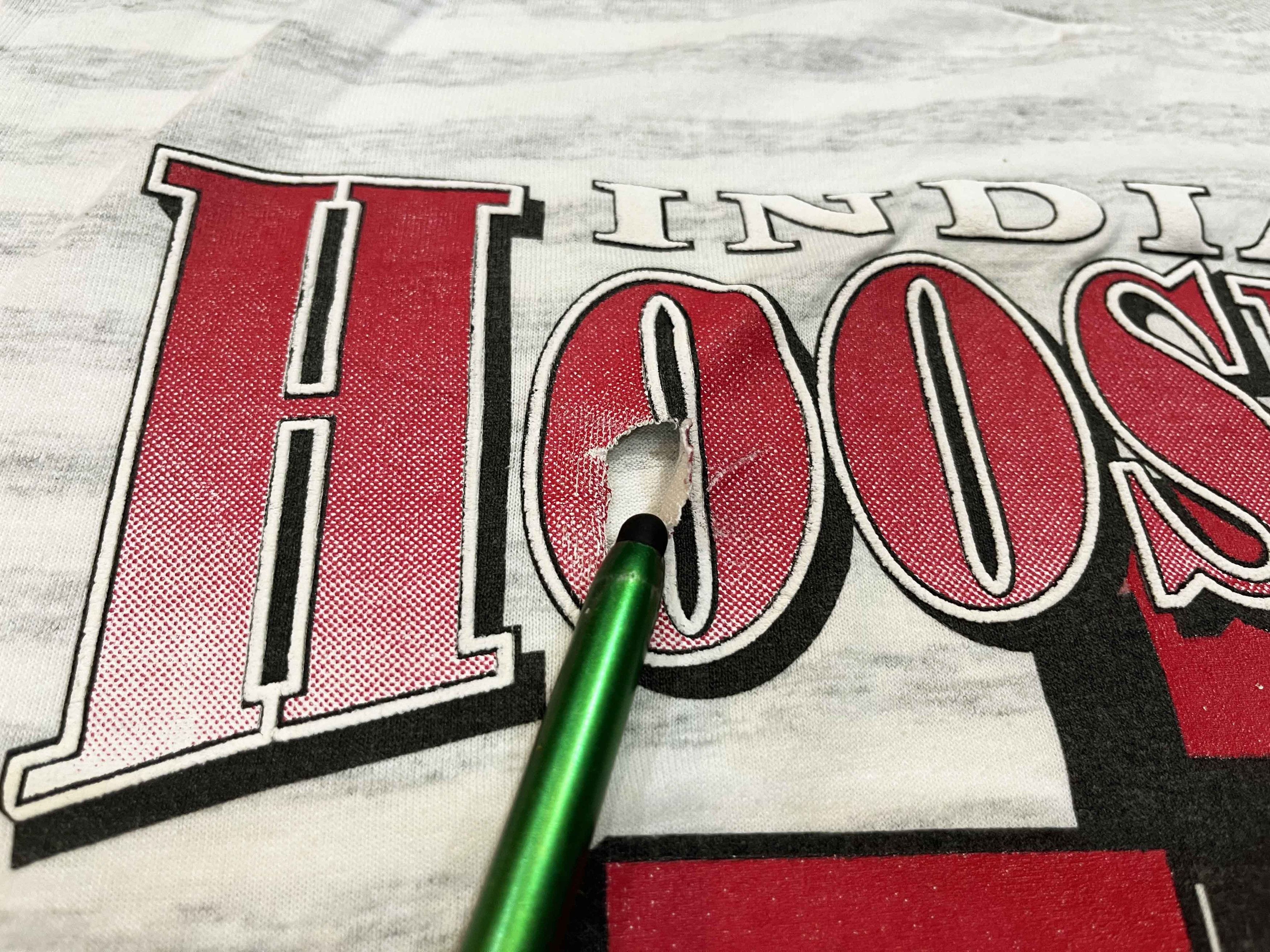 NCAA × Vintage Vintage Tee's Unlimited NCAA Indiana Hoosiers T-Shirt Size US XL / EU 56 / 4 - 8 Thumbnail