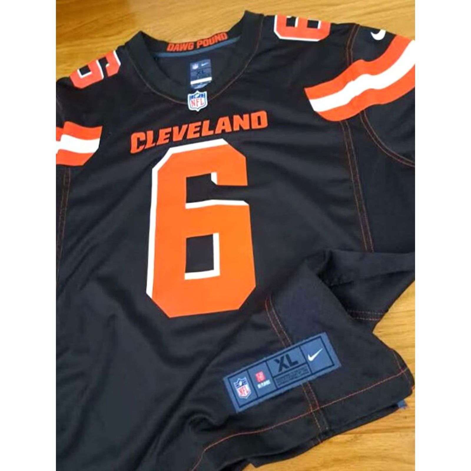 Nike Nike Cleveland Browns Baker Mayfield Printed On Field Dawg Pound Home Jersey XL Sweatshirt Brown Pullover Men Mens Sports Jersey Size US XL / EU 56 / 4 - 3 Thumbnail