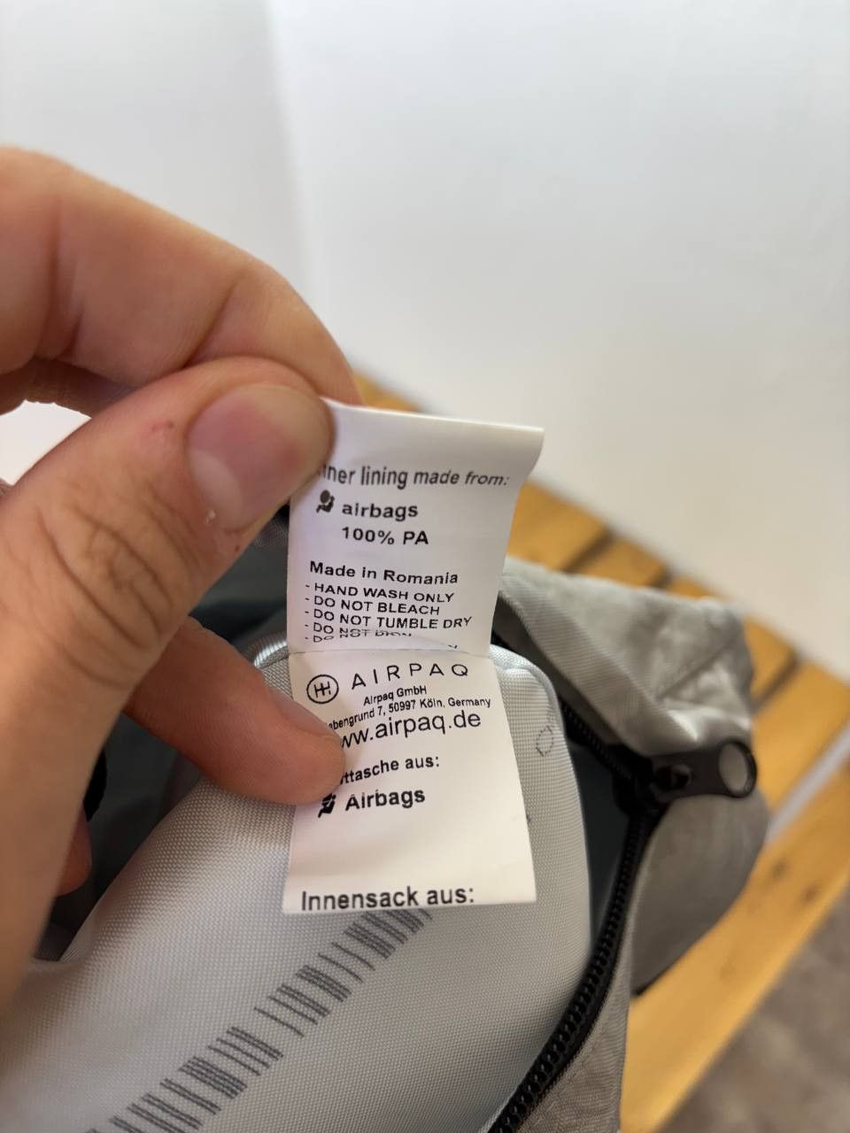 Japanese Brand AIRPAQ Waist Bag Made from upcycled airbags Size ONE SIZE - 11 Thumbnail