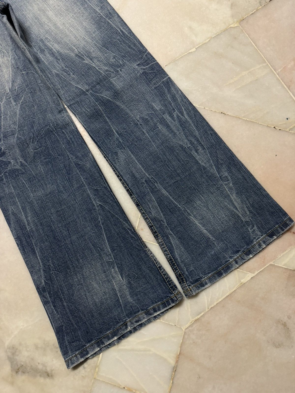 Tornado Mart 💥BAGGY FLARE INSANE💥90's JAPANESE WHISKER BELL BOTTOM JEANS Size US 29 - 17 Thumbnail