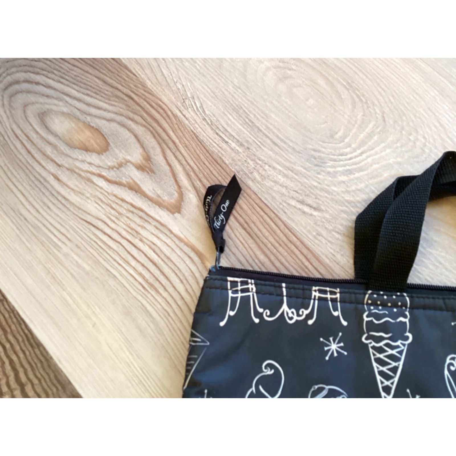 Vintage Thirty-One Insulated Thermal Tote Bag - Black & White Monogrammed in Red Size ONE SIZE - 2 Thumbnail