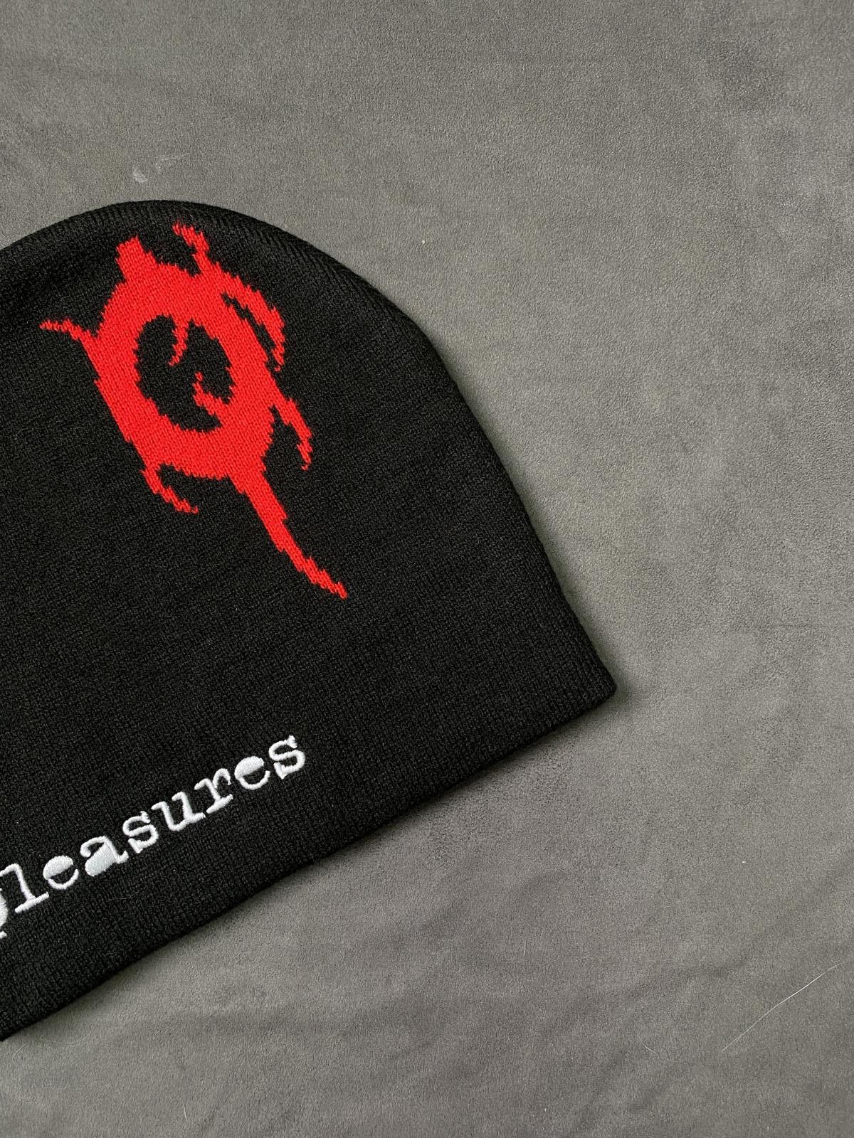 Hypebeast Pleasures Slipknot S No Cuff Knit Skull Cap Black Beanie OS Size ONE SIZE - 4 Thumbnail