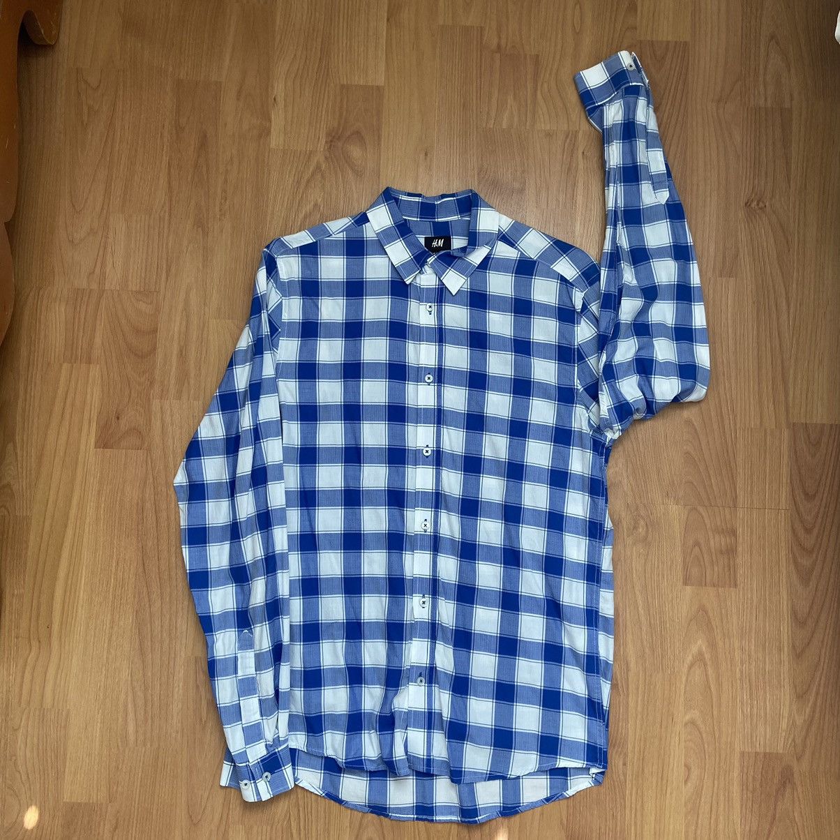 H&M H&M Men’s Checkered Blue Button Up Shirt Size Small Size US S / EU 44-46 / 1 - 2 Thumbnail