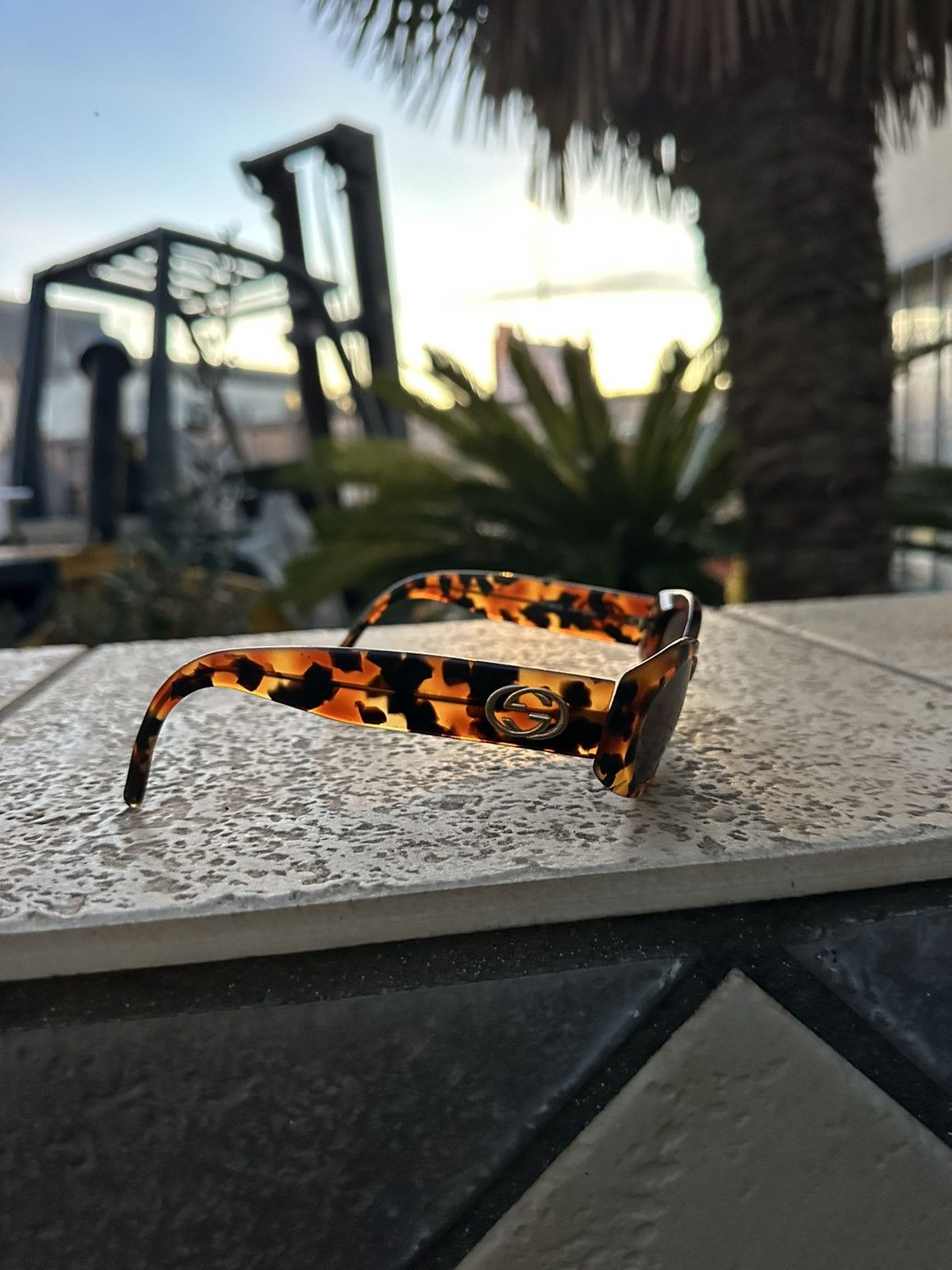 Gucci Gucci Vintage Sunglasses GG 2196/S 1990s Size ONE SIZE - 2 Thumbnail