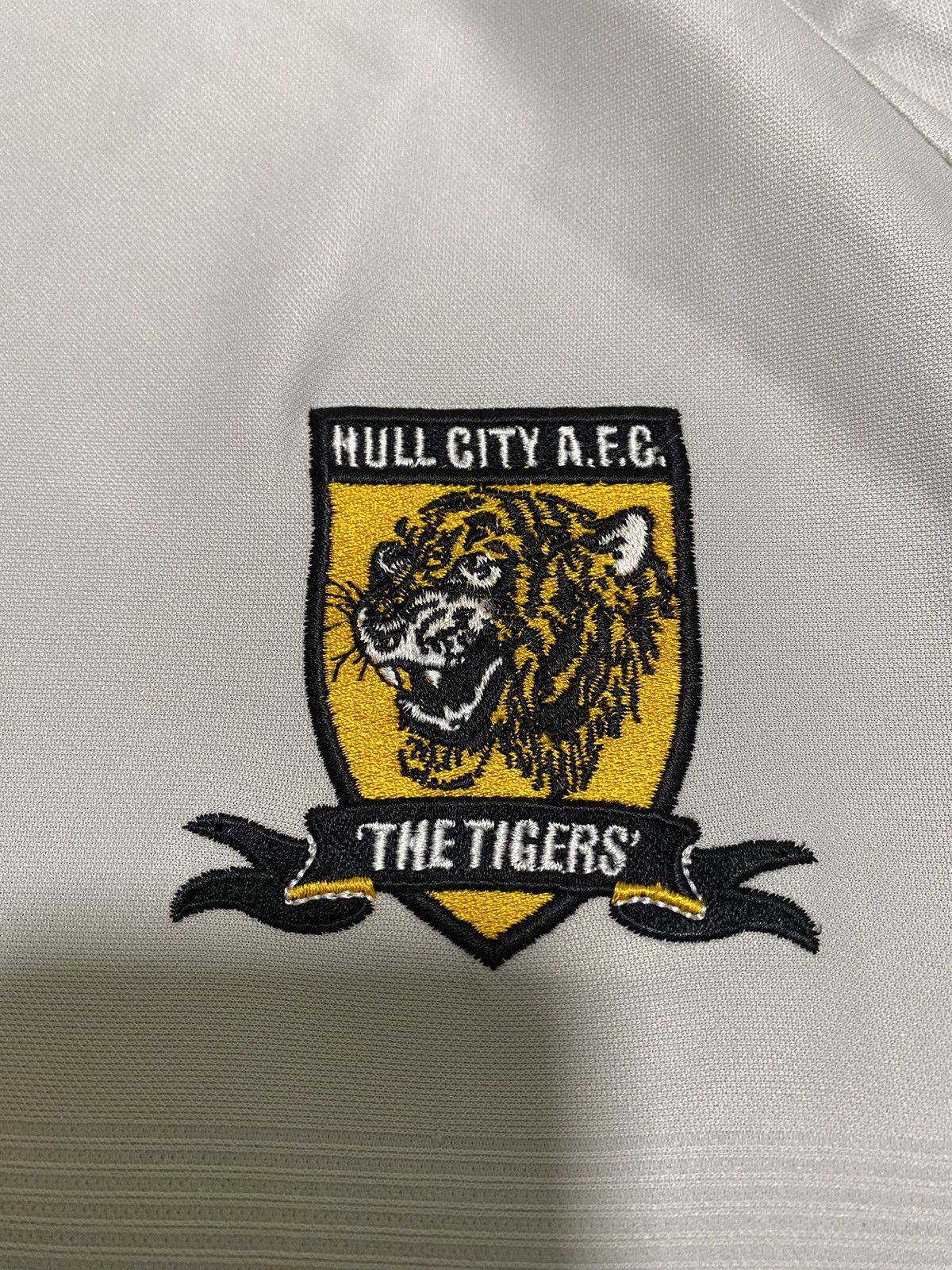 Vintage Vintage Patrick Hull City Tigers Johnson #60 Soccer Jersey Size US XL / EU 56 / 4 - 8 Thumbnail