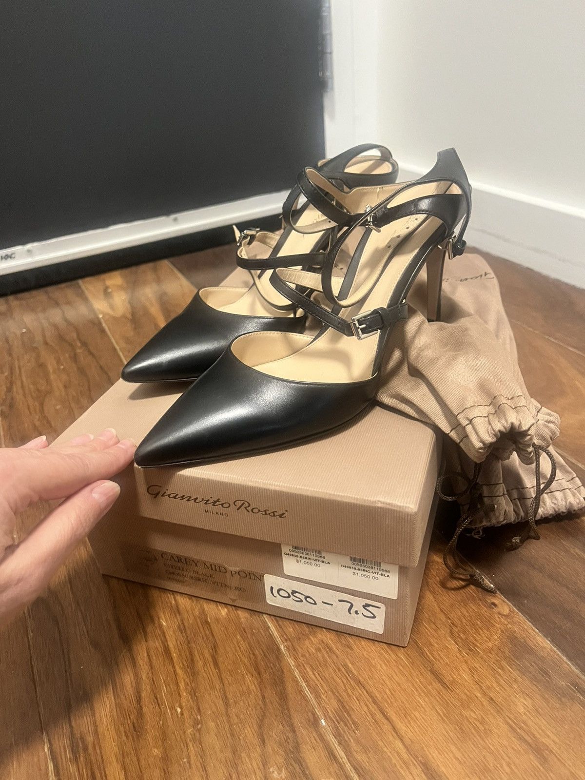 Gianvito Rossi Leather Carey Heel Size US 7.5 / IT 37.5 - 8 Thumbnail