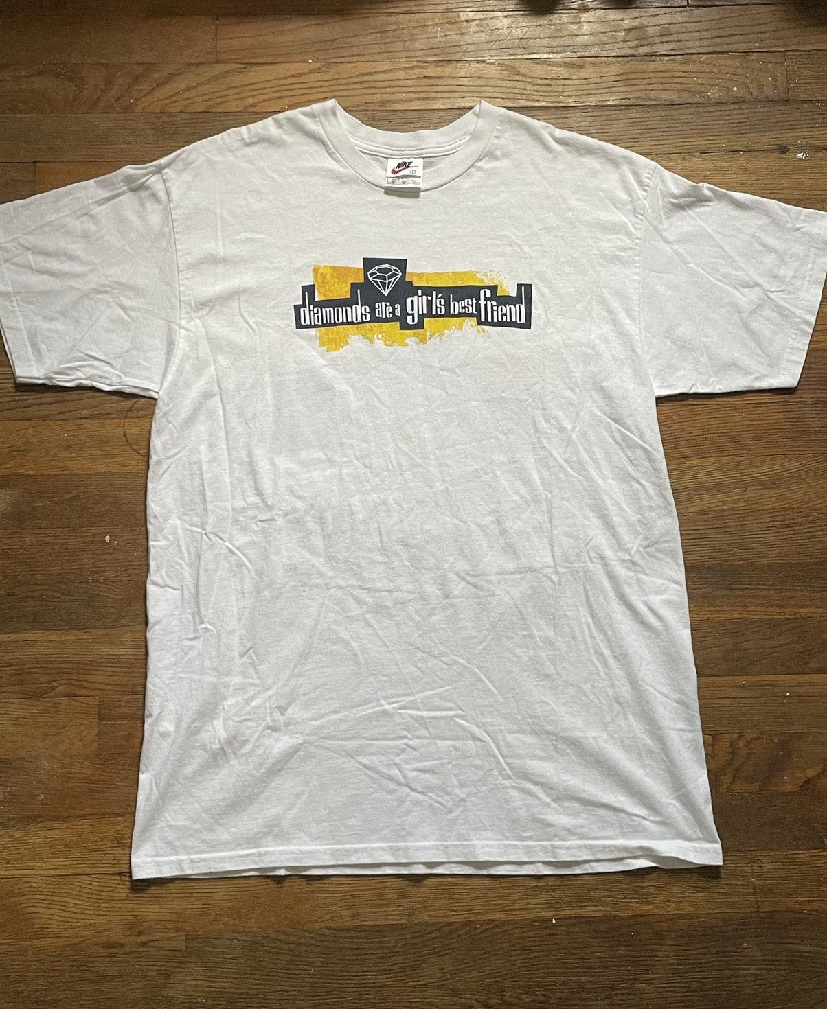 Nike × Vintage Vintage NIKE “Diamonds Are A Girl’s Best Friend” T-Shirt Size US L / EU 52-54 / 3 - 1 Thumbnail
