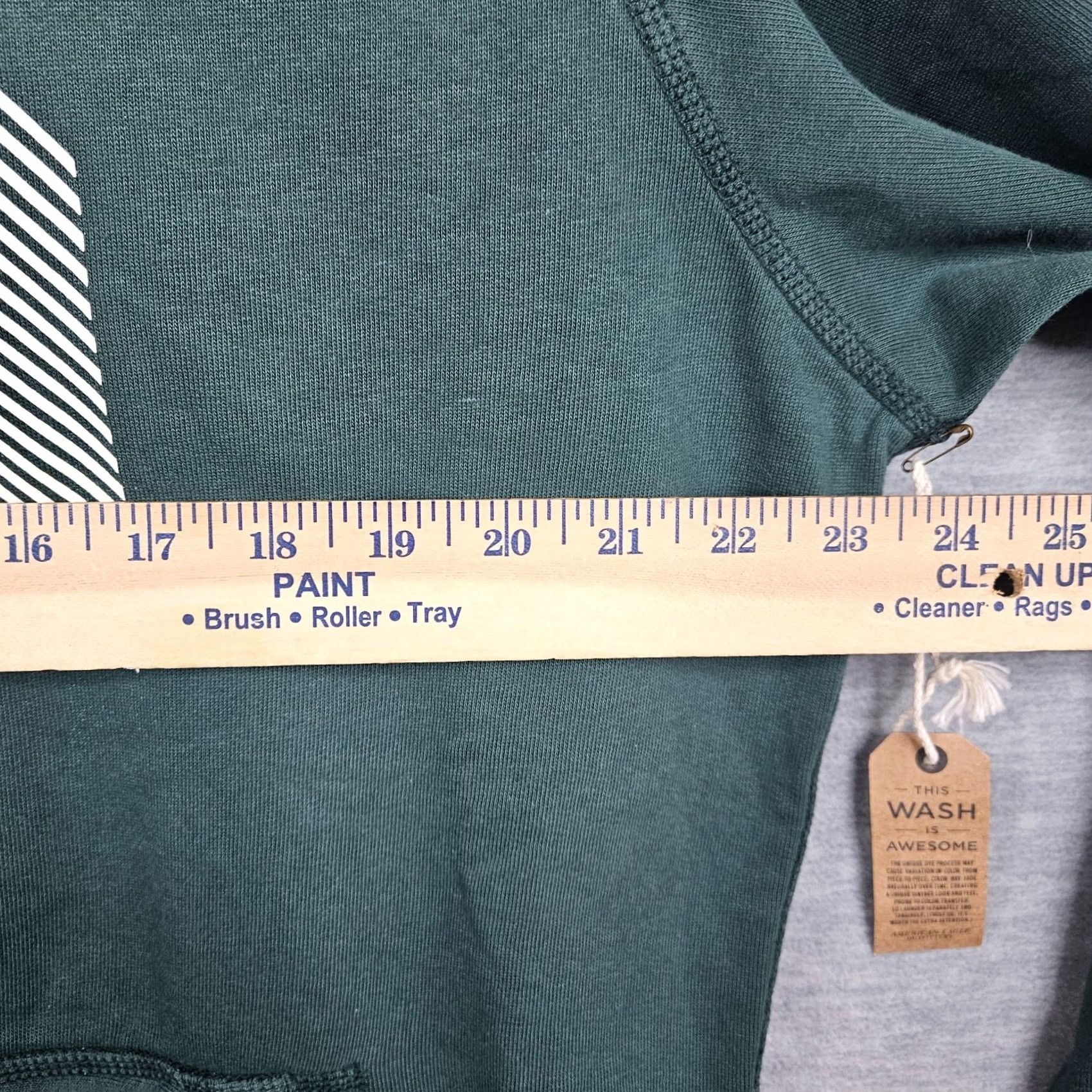 American Eagle Outfitters American Eagle Outfitters Men’s Green Graphic Print Logo Hoodie Sz L New Size US L / EU 52-54 / 3 - 4 Thumbnail