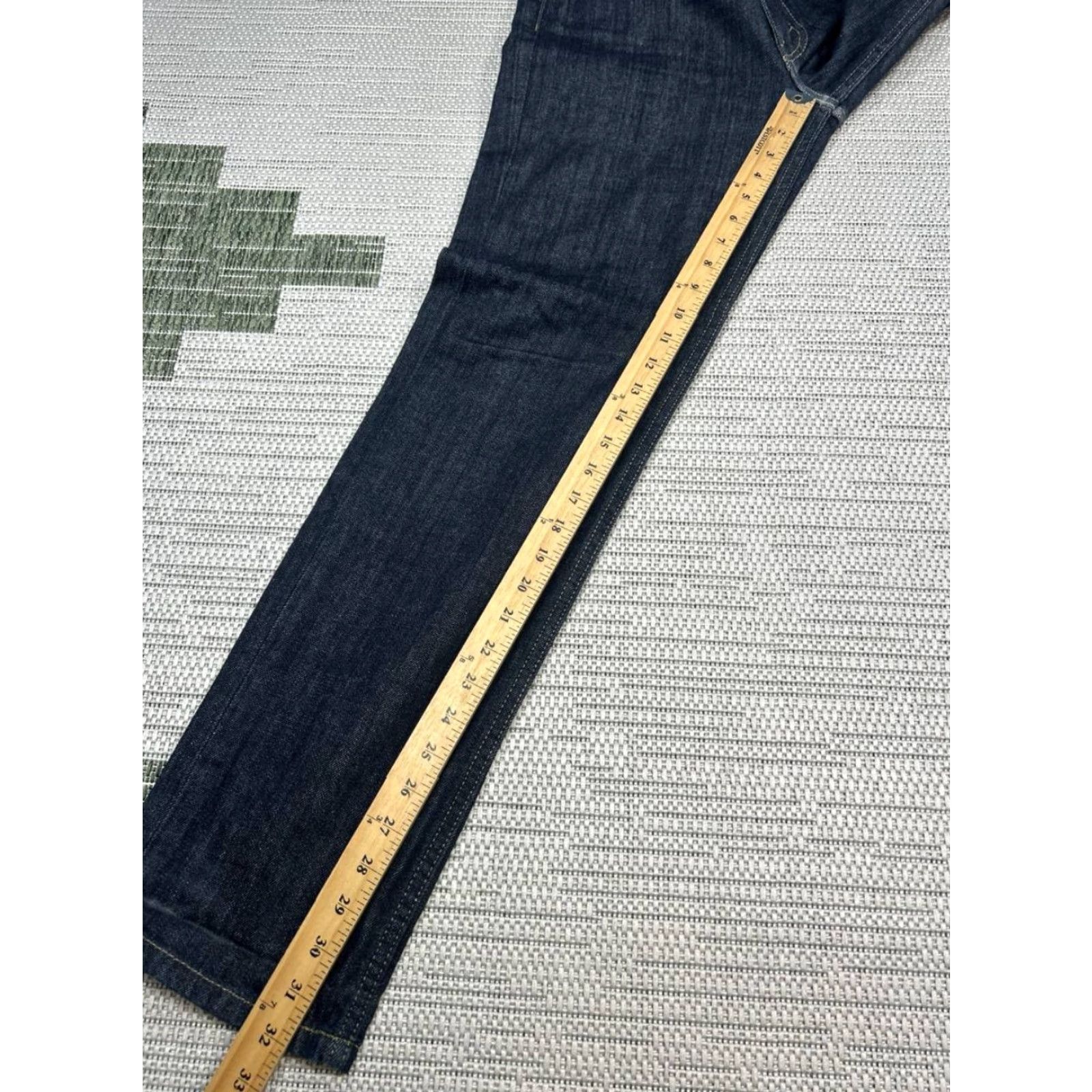 Levi's Levi's 514 Jeans Mens 30 Blue Denim Straight Fit Logo Cotton Mid Rise 30x32 Jeans Size US 30 / EU 46 - 3 Thumbnail