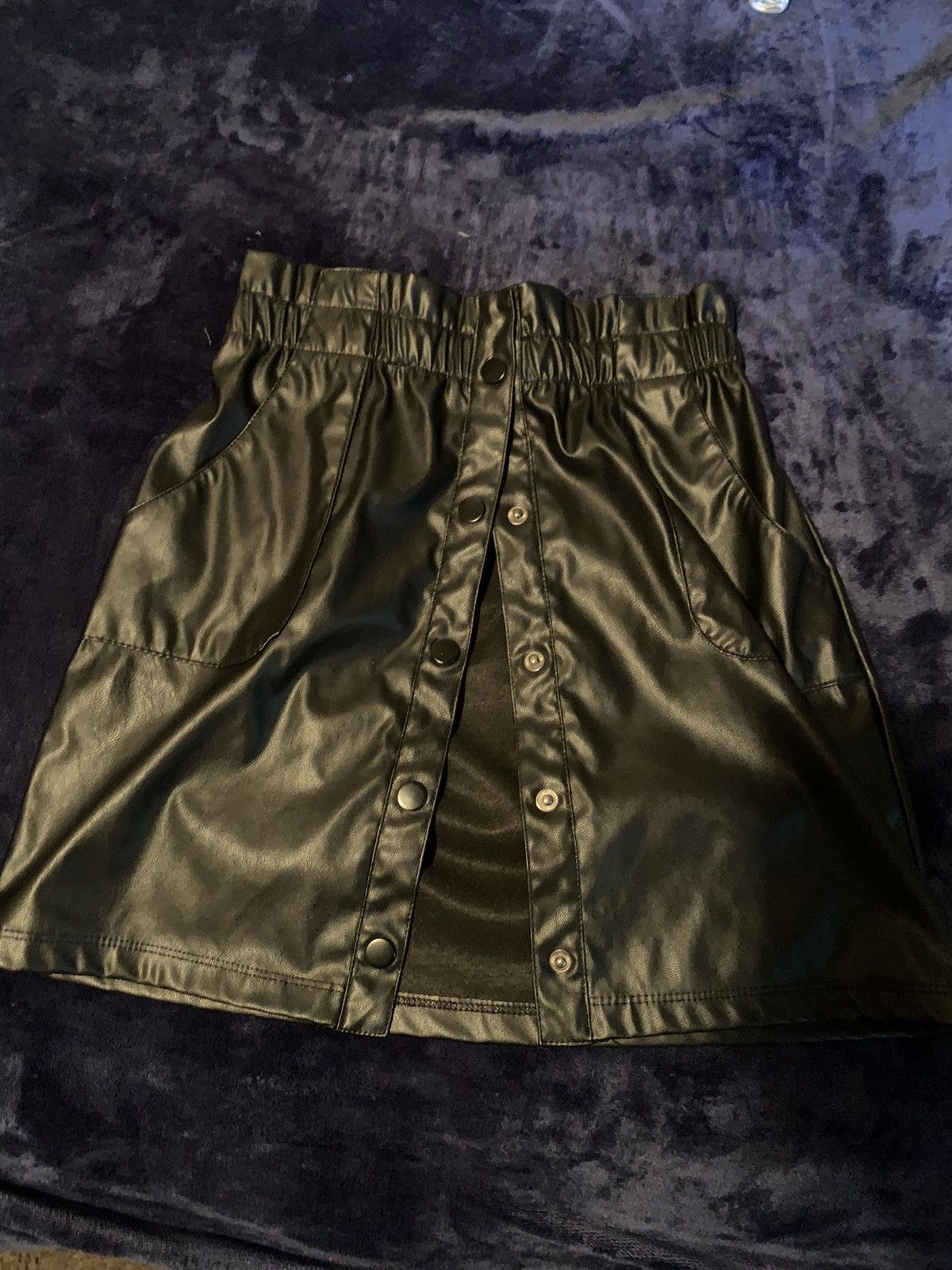 Designer Faux Leather Skirt Y2K Streetwear Fashion Rave Emo Opium 00s Size 22" - 7 Thumbnail
