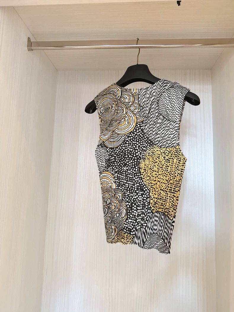 Issey Miyake issey miyake size:4 Conch pop flower vest Size XXS / US 00 / IT 34 - 3 Thumbnail