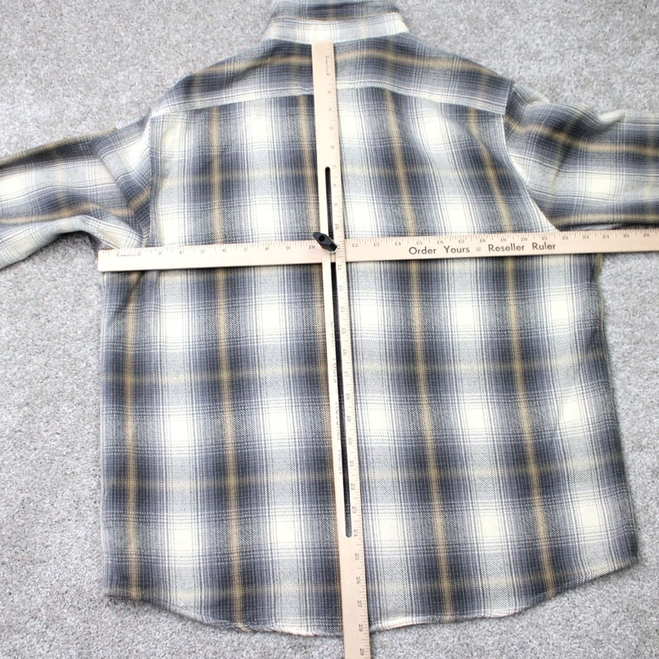 Vintage Tailor Vintage Shirt Mens Large Gray/Yellow Cotton Flannel Long Sleeve Button-Up, Plaid, Heavy Size US L / EU 52-54 / 3 - 7 Thumbnail