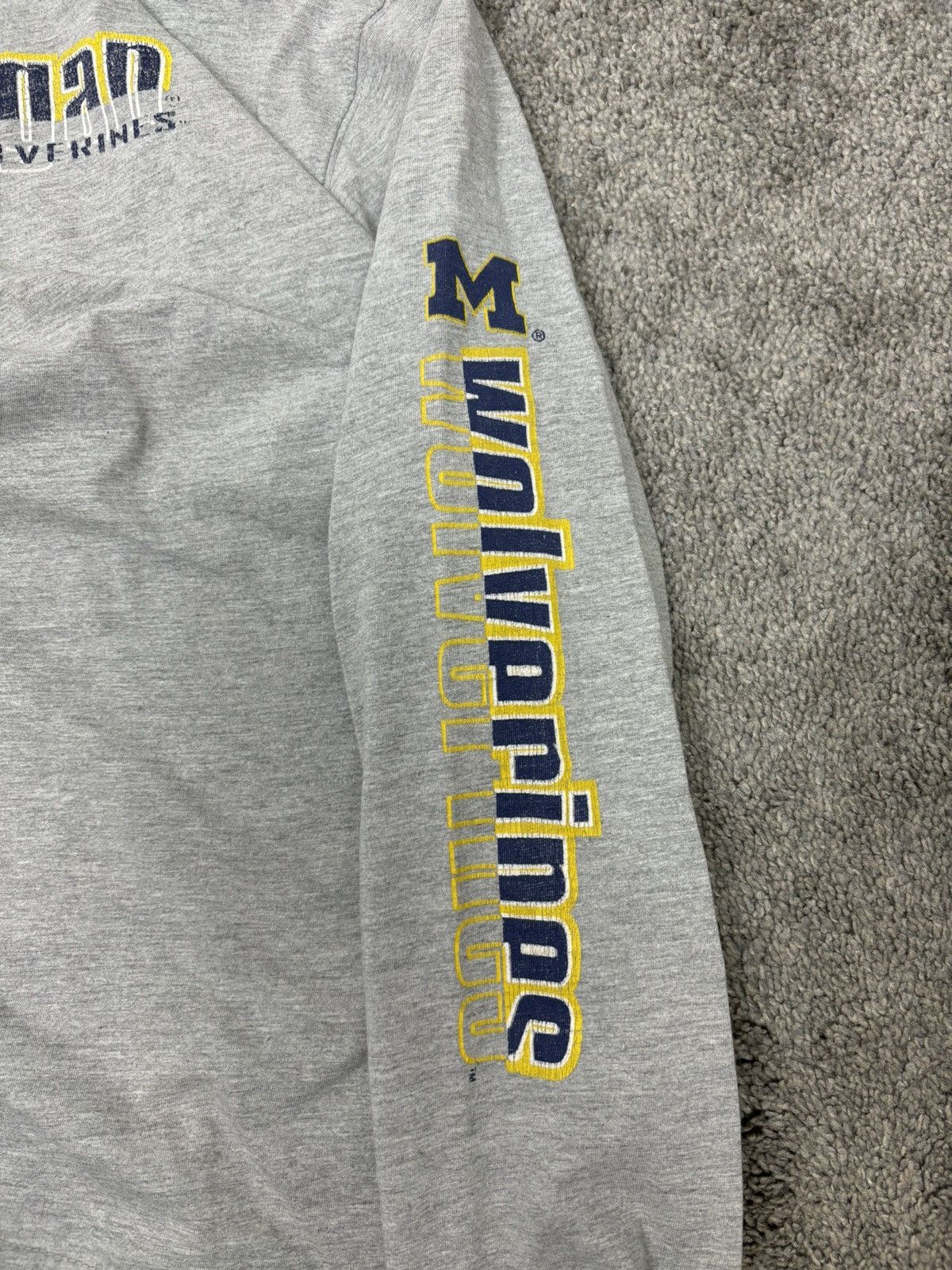 Vintage Vintage gray u of m michigan wolverines long sleeve tshirt Size US XL / EU 56 / 4 - 5 Thumbnail