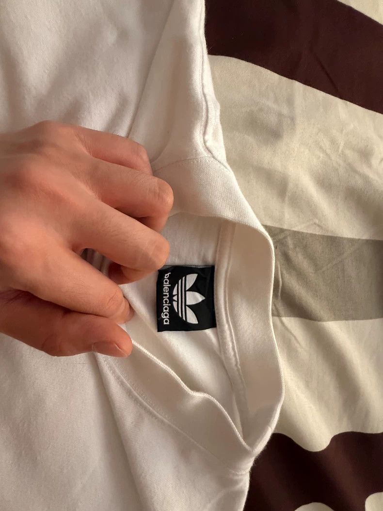 Balenciaga Balenciaga T-shirt Size US S / EU 44-46 / 1 - 3 Thumbnail