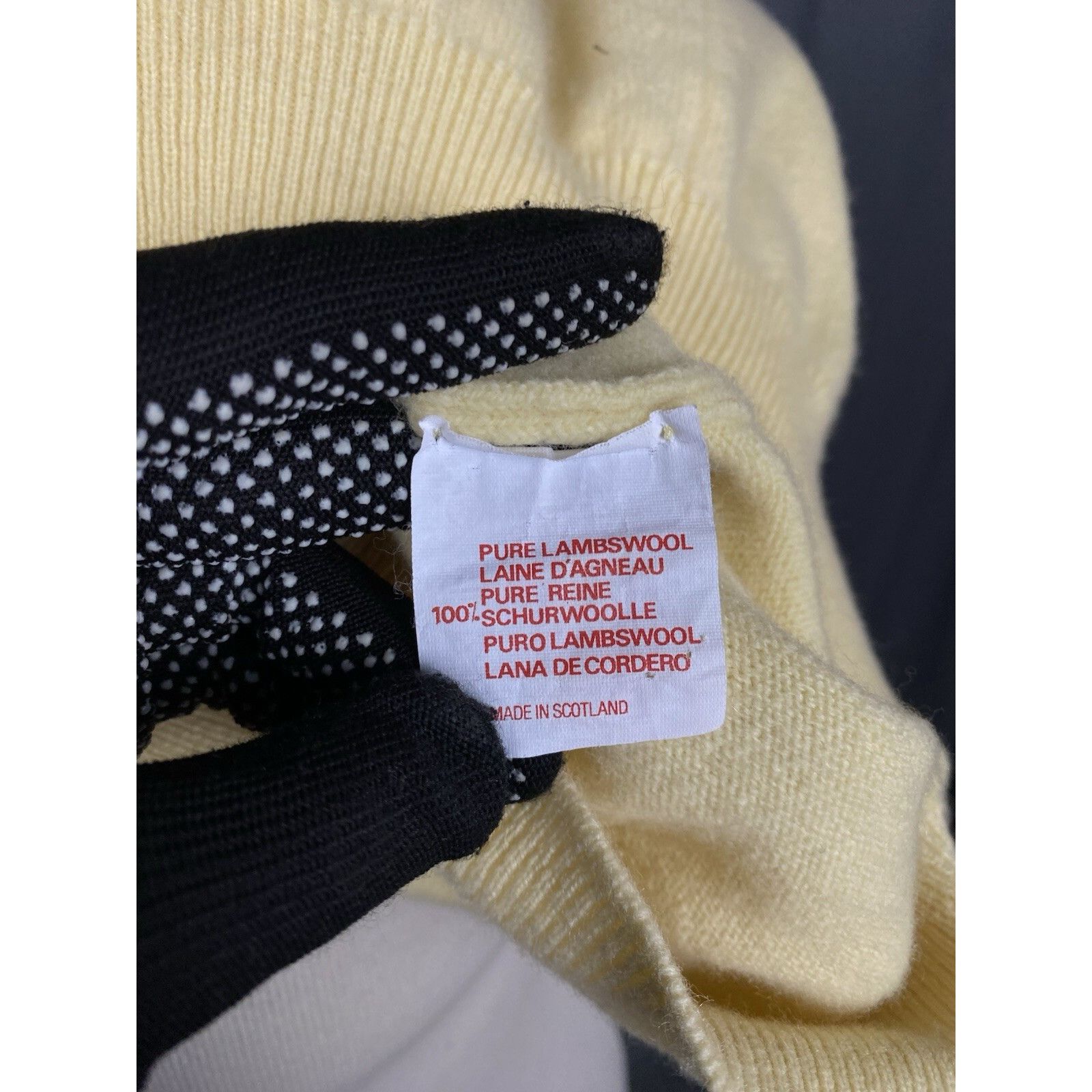 Burberry Burberry Big Logo Vintage Men's Yellow Wool V-Neck Sweater S Size US M / EU 48-50 / 2 - 10 Thumbnail